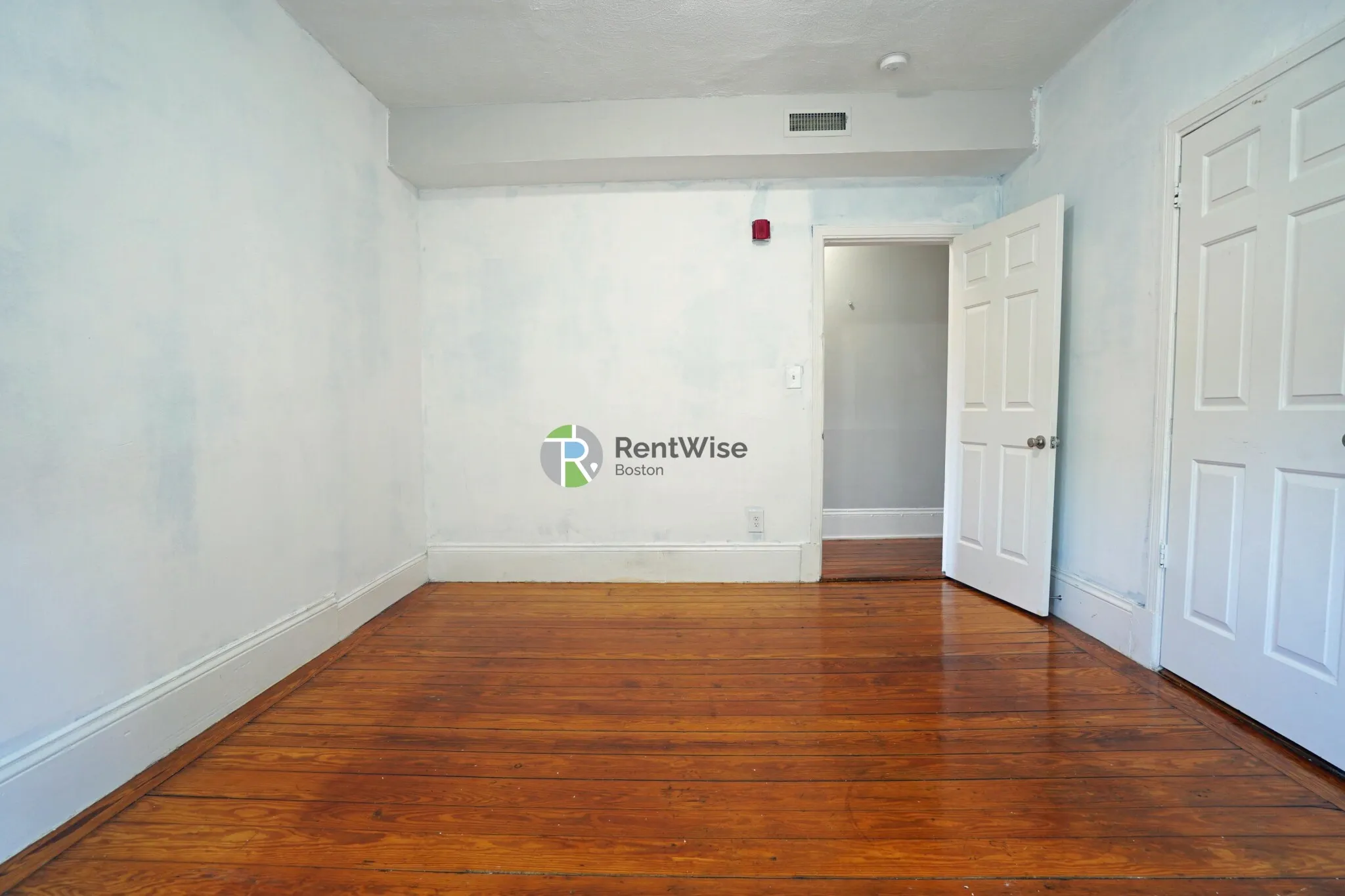 3 bed, 2 bath apartment for rent at 107 Sydney St Unit 2, Dorchester — photo 14 of 19