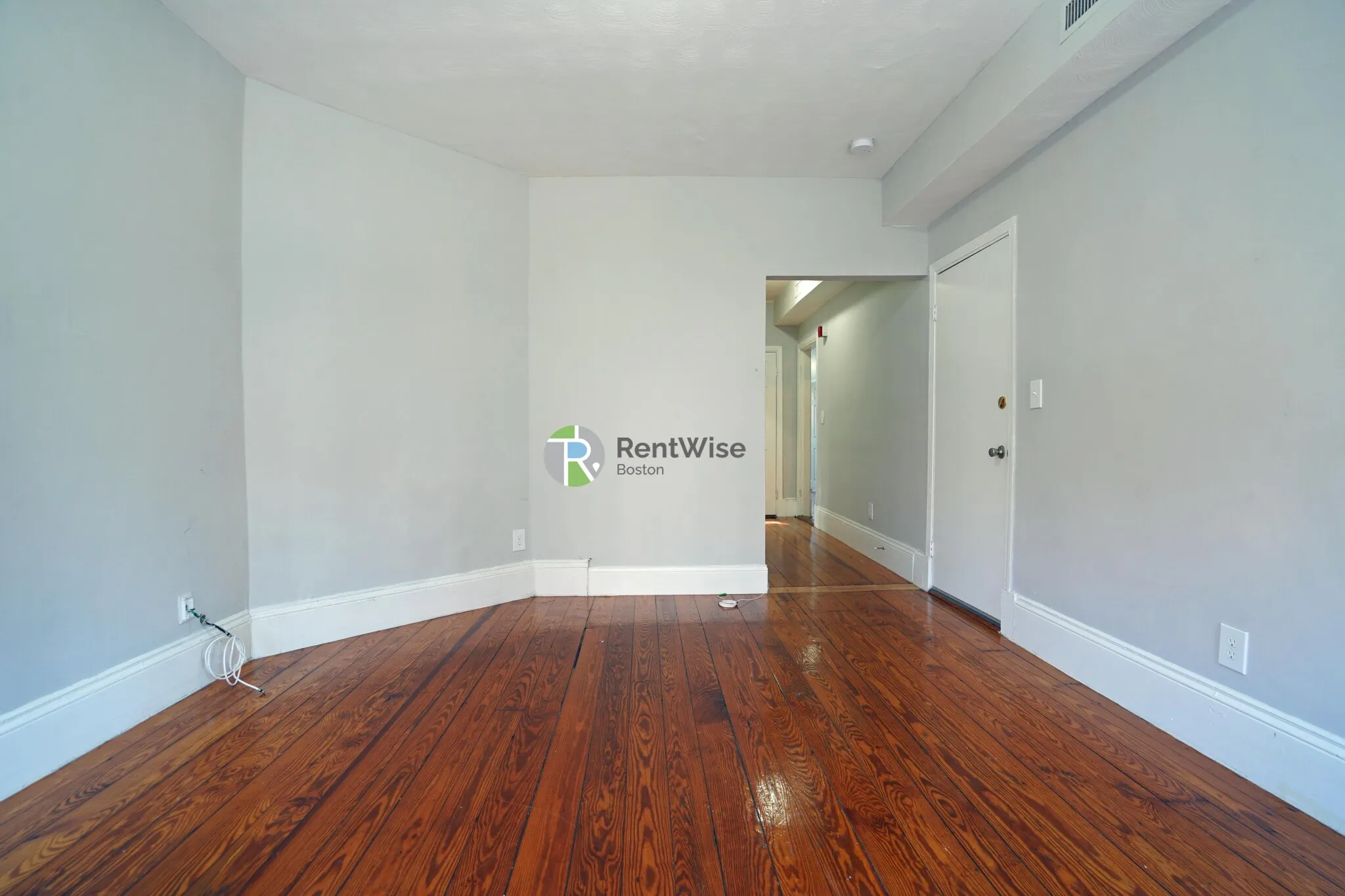 3 bed, 2 bath apartment for rent at 107 Sydney St Unit 2, Dorchester — photo 2 of 19