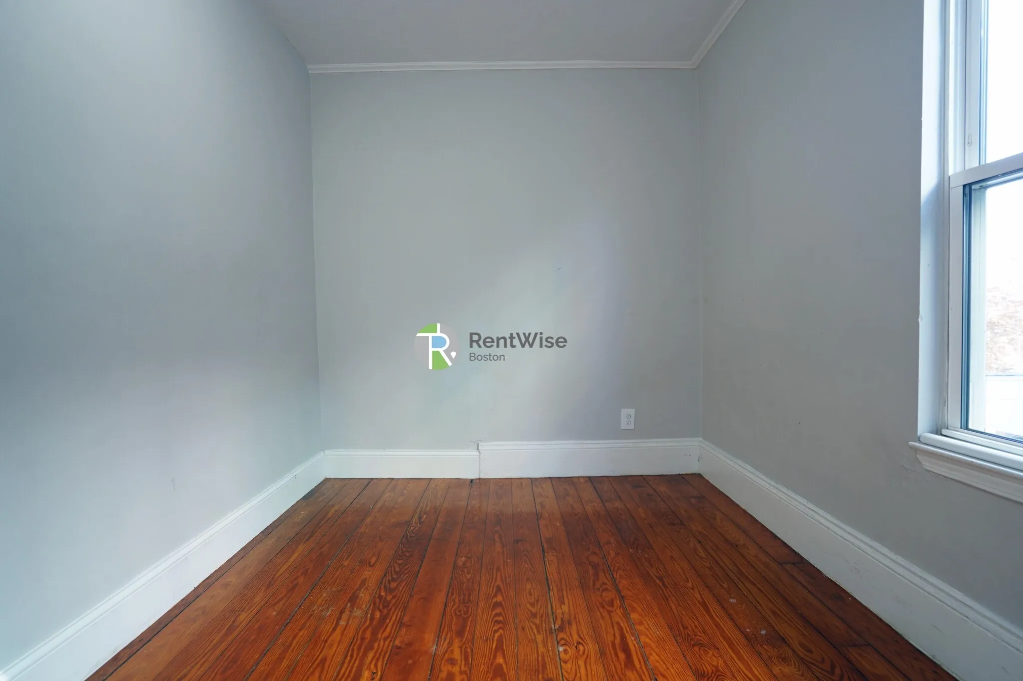 3 bed, 2 bath apartment for rent at 107 Sydney St Unit 2, Dorchester — photo 9 of 19