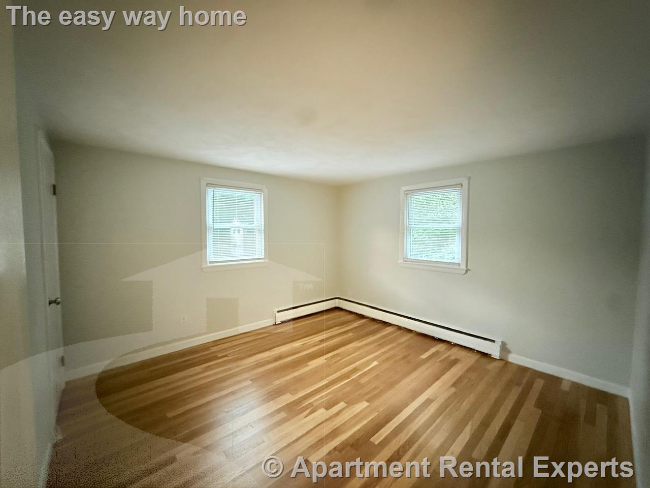 2 bed, 1 bath apartment for rent at 107 Vernon St, Wakefield — photo 6 of 17