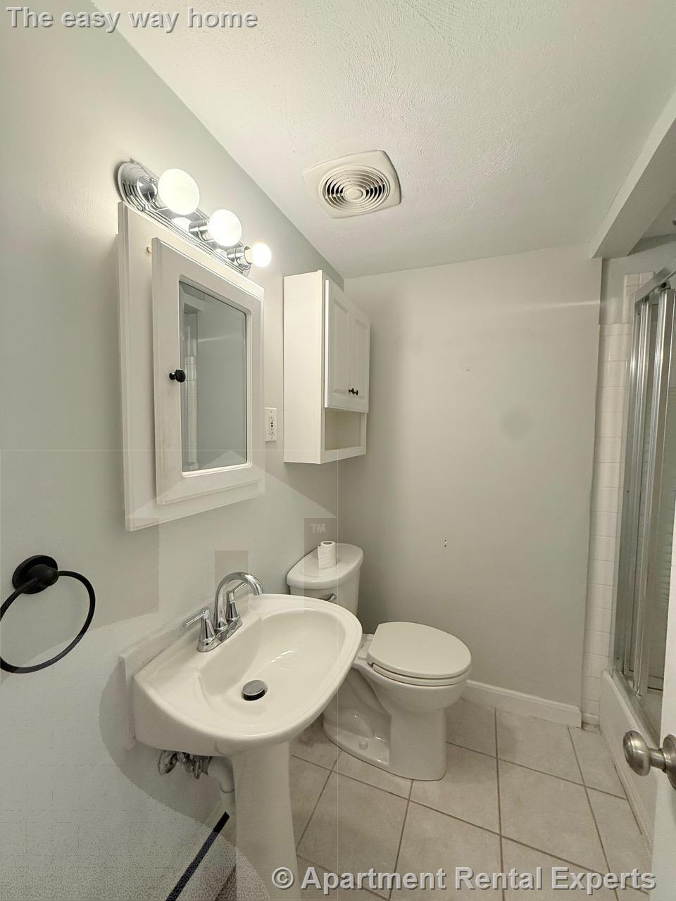 2 bed, 1 bath apartment for rent at 107 Vernon St, Wakefield — photo 9 of 17