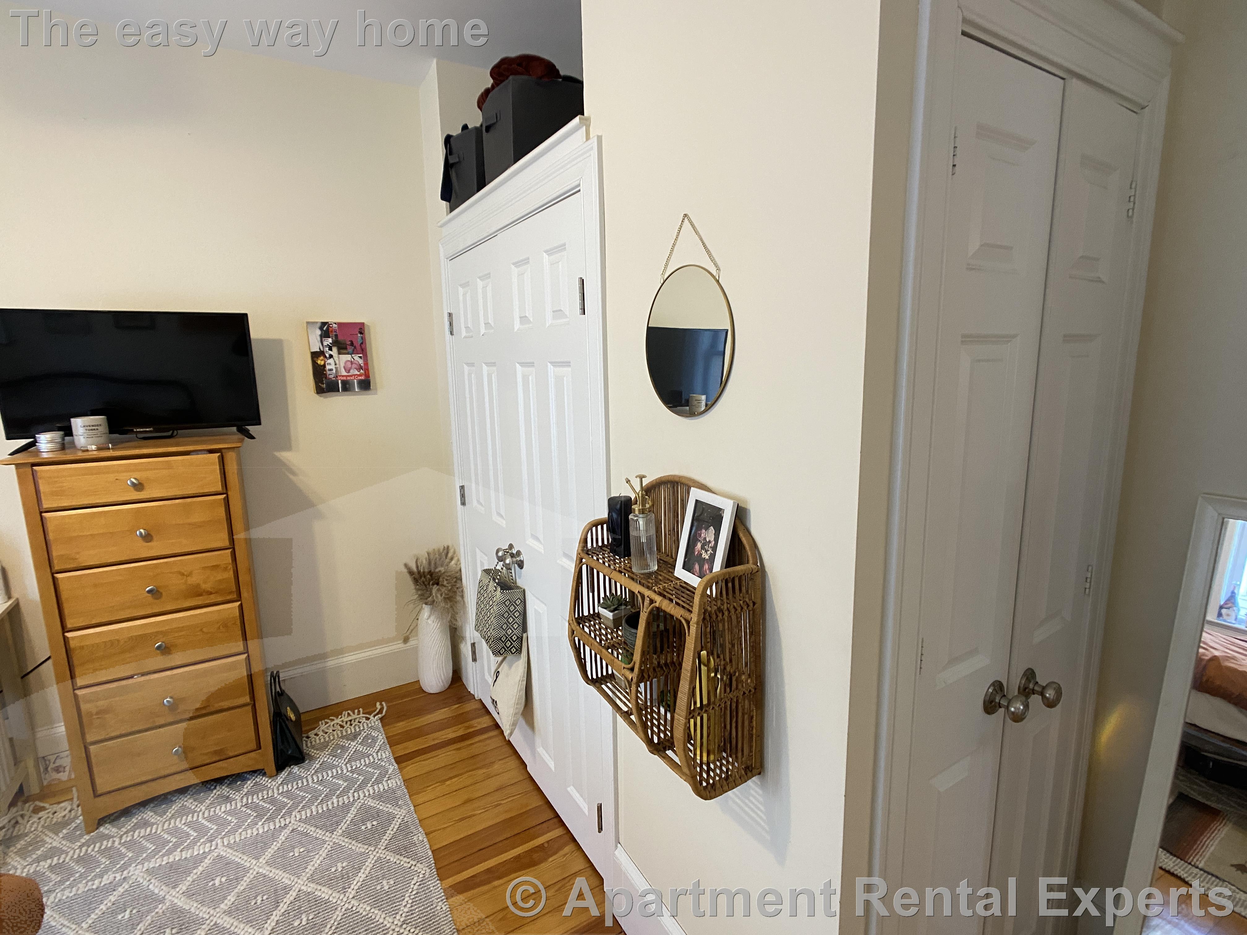4 bed, 2 bath apartment for rent at 107 Yale St, Tufts — photo 16 of 19