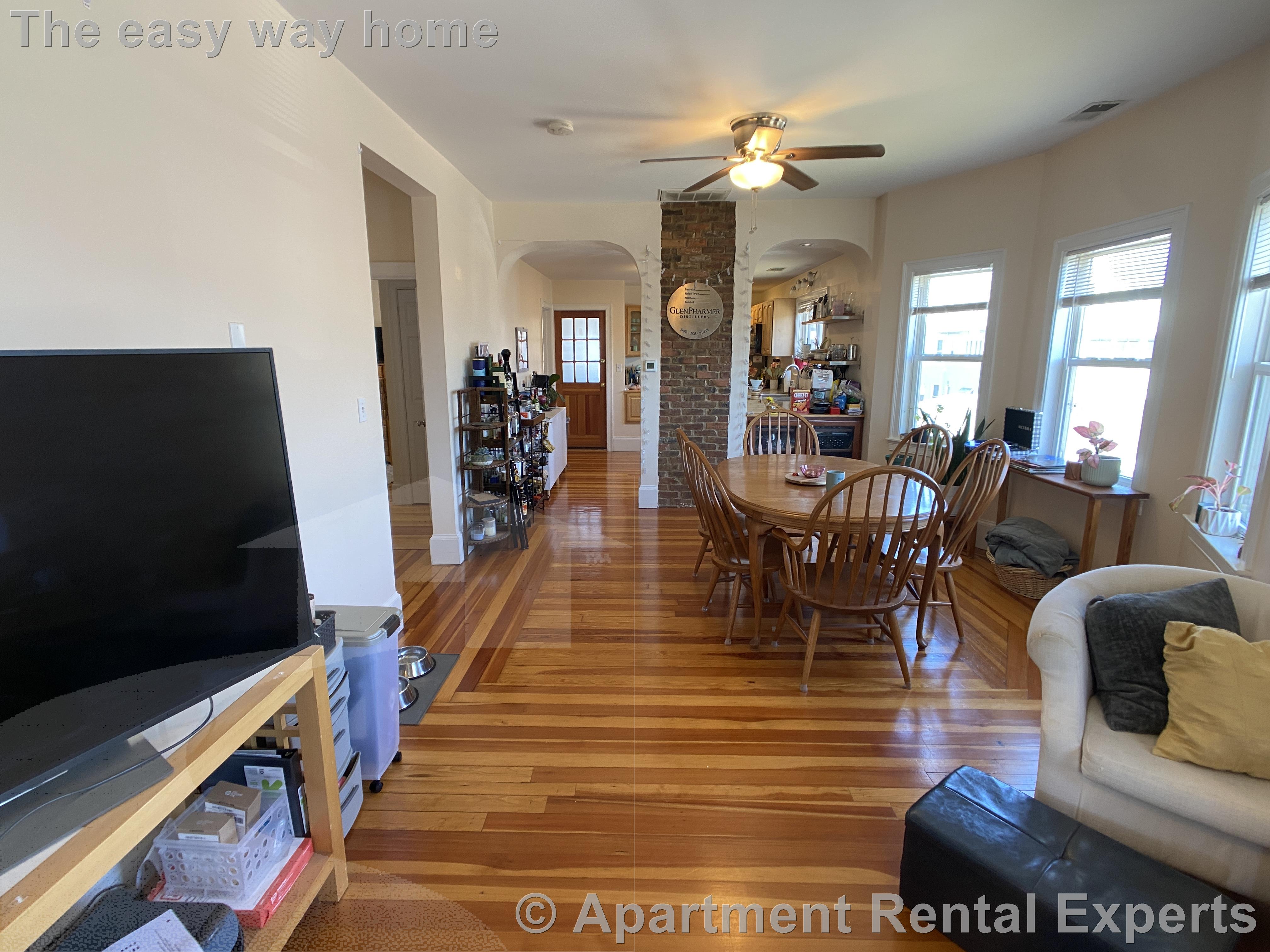 4 bed, 2 bath apartment for rent at 107 Yale St, Tufts — photo 4 of 19