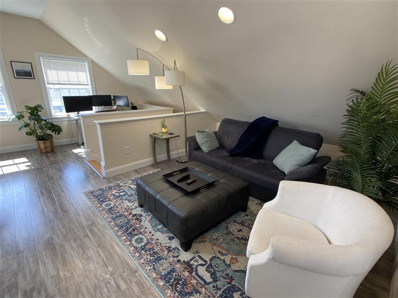 4 bed, 2 bath apartment for rent at 107 Yale St Unit 1, South Medford — photo 9 of 19