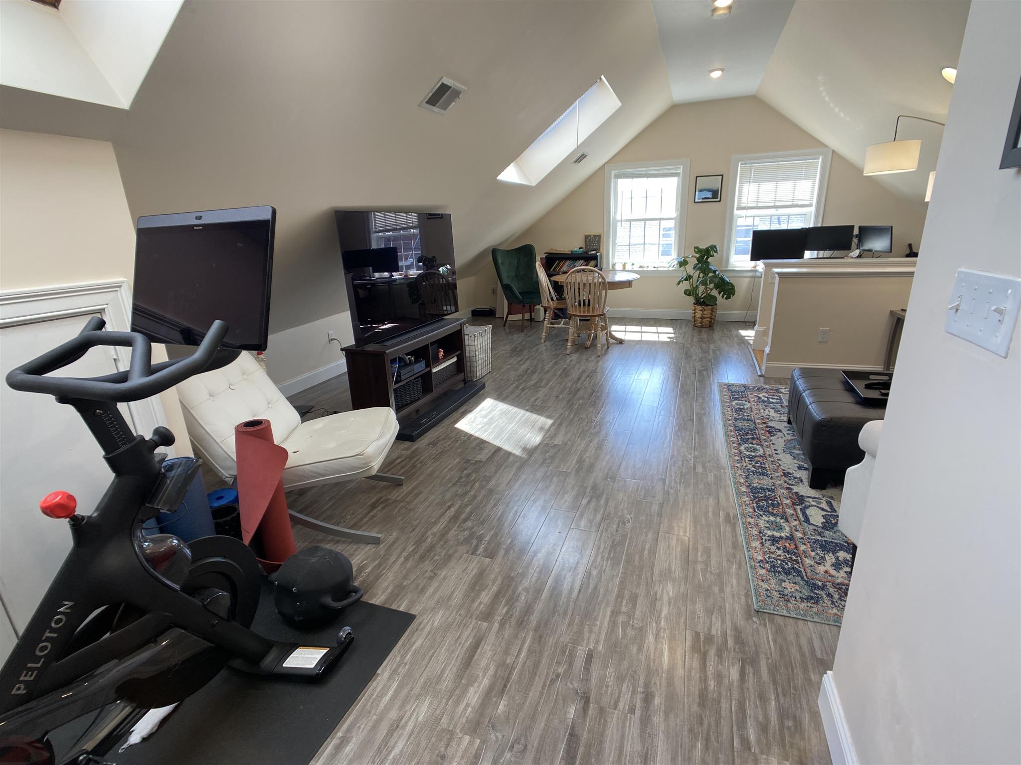 4 bed, 2 bath apartment for rent at 107 Yale St Unit 107, South Medford — photo 13 of 19