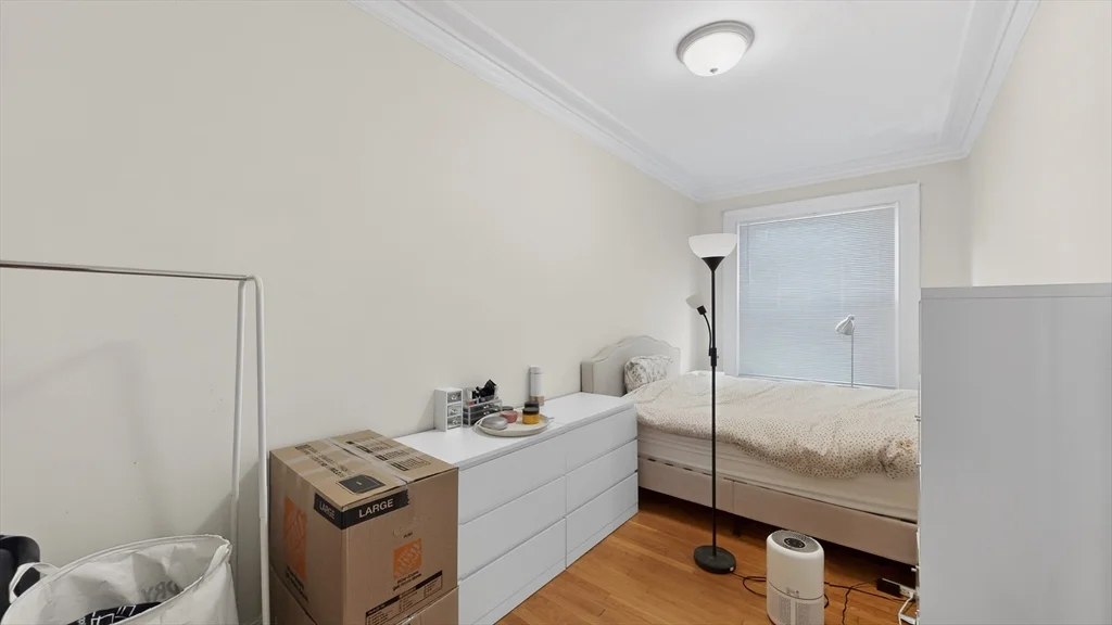 1 bed, 1 bath apartment for rent at 1071 Beacon St Unit 3, Coolidge Corner — photo 9 of 11