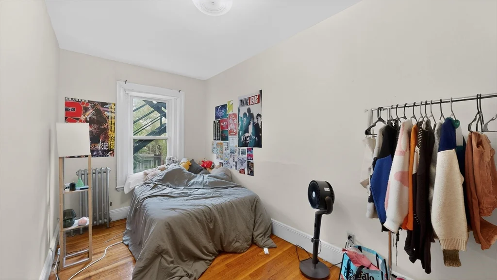 1 bed, 1 bath apartment for rent at 1071 Beacon St Unit 6, Coolidge Corner — photo 9 of 10