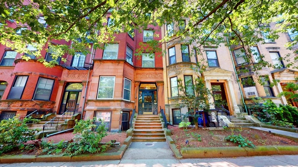 1 bed, 1 bath apartment for rent at 1071 Beacon St Unit 7, Coolidge Corner — photo 10 of 11