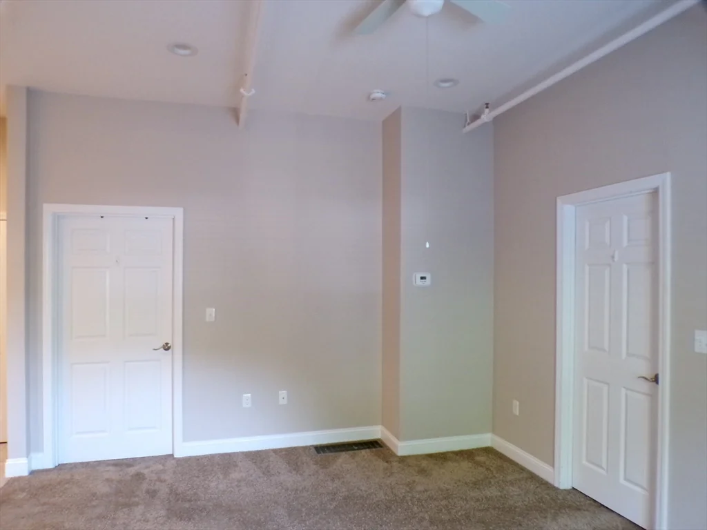 1 bed, 1 bath apartment for rent at 1072 Washington St Unit 3, Weymouth — photo 7 of 11