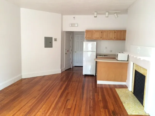 1 bed, 1 bath apartment for rent at 1077 Beacon St Unit 8, Longwood — photo 10 of 16