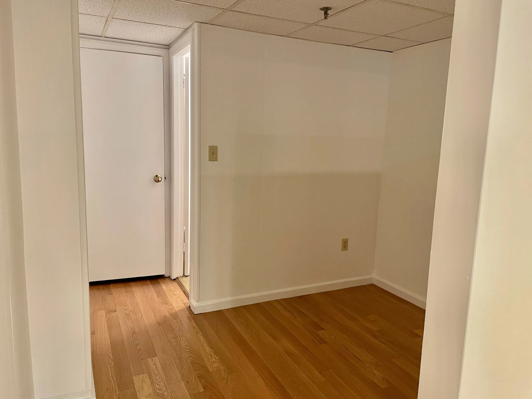 1 bed, 1 bath apartment for rent at 1077 Beacon St Unit A, Longwood — photo 5 of 11