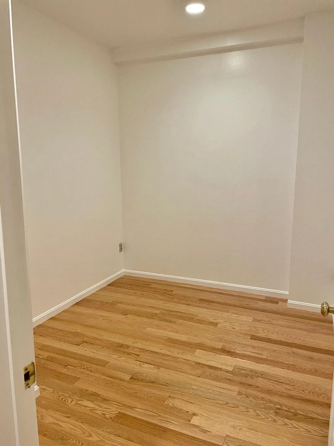 1 bed, 1 bath apartment for rent at 1077 Beacon St Unit B, Longwood — photo 17 of 20