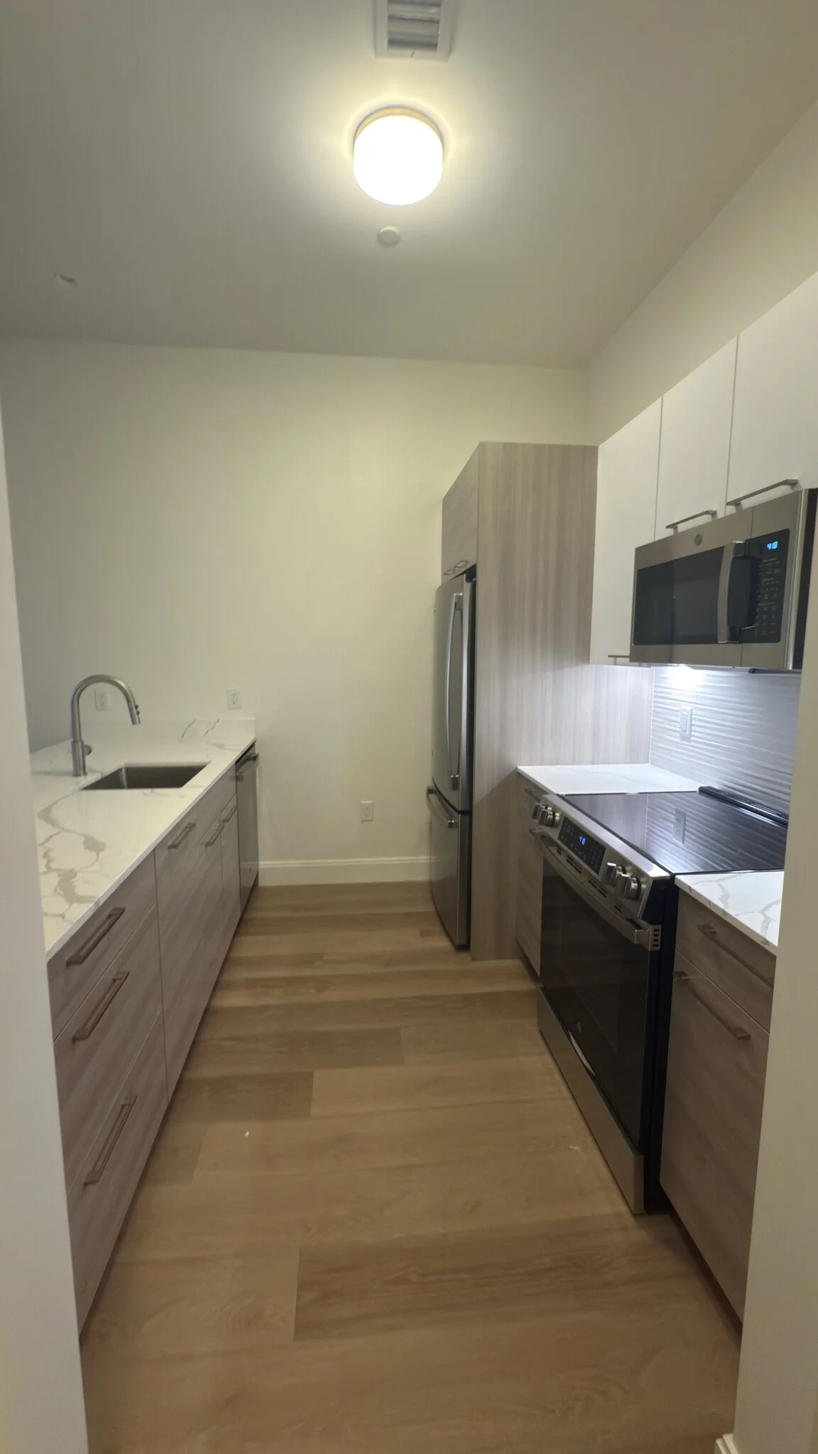 2 bed, 2 bath apartment for rent at 1077 Commonwealth Ave Unit 244D, Allston — photo 2 of 22