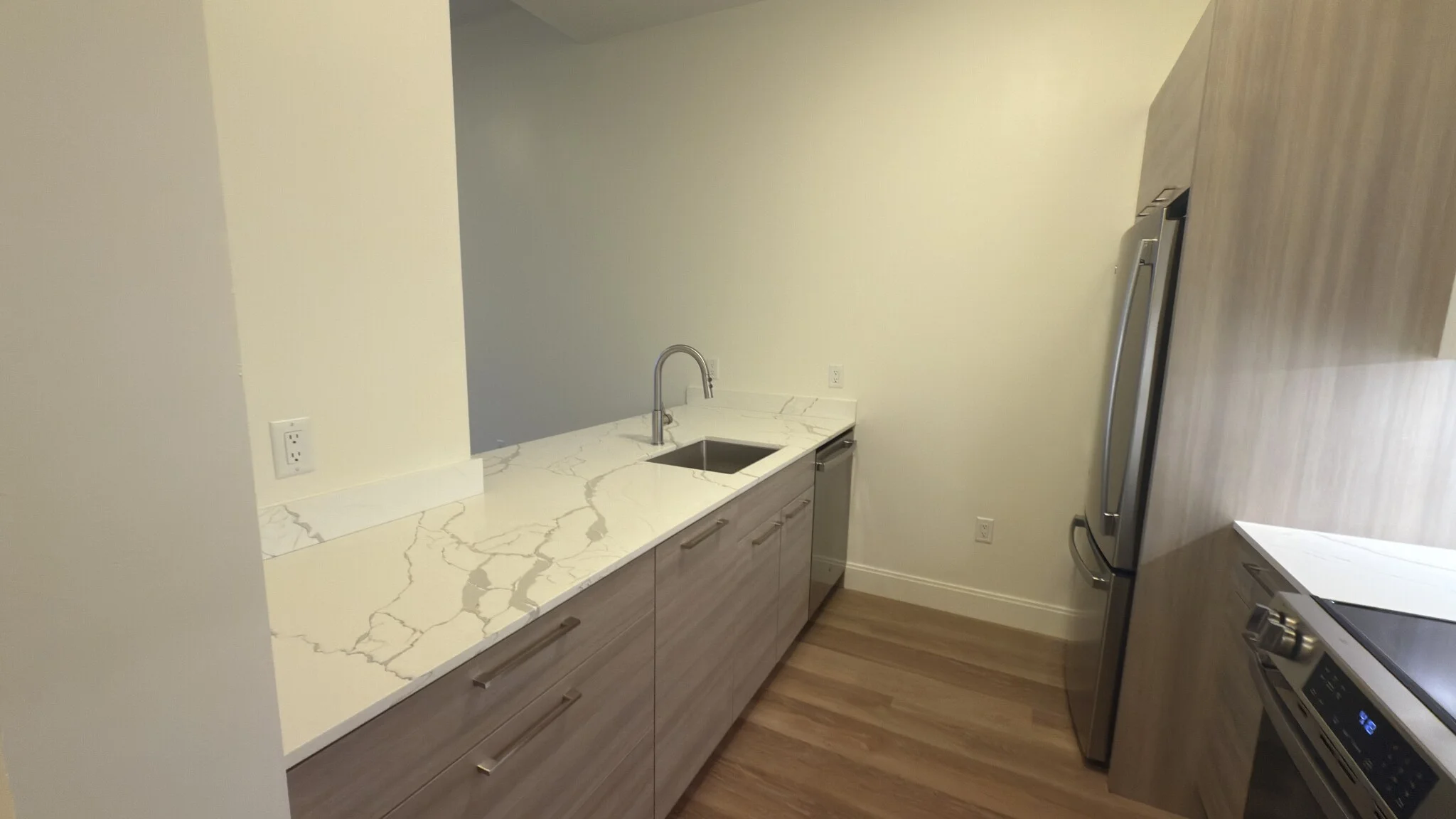 2 bed, 2 bath apartment for rent at 1077 Commonwealth Ave Unit 244D, Allston — photo 3 of 22