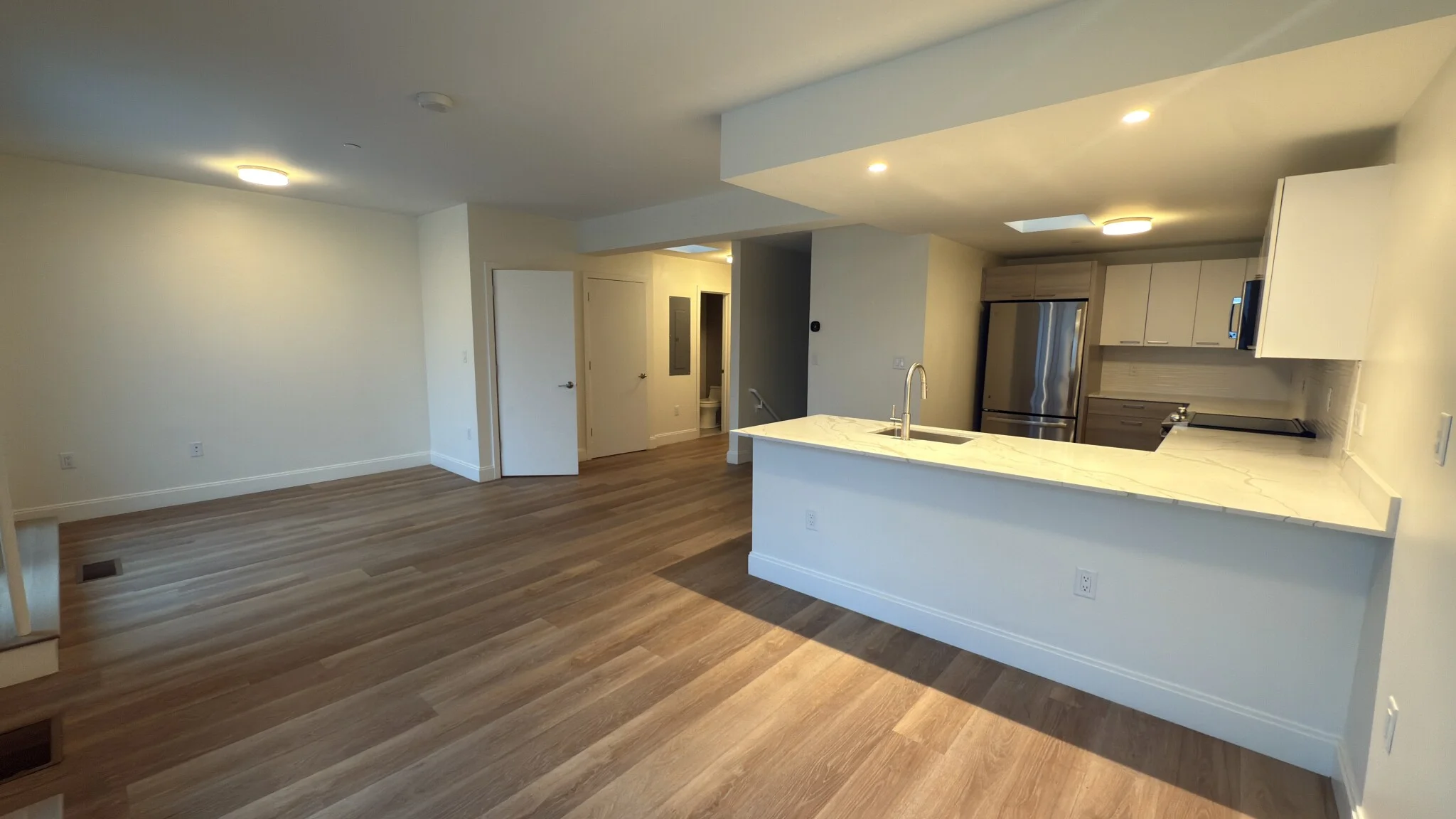 2 bed, 2.5 bath apartment for rent at 1077 Commonwealth Ave Unit 518, Allston — photo 8 of 35