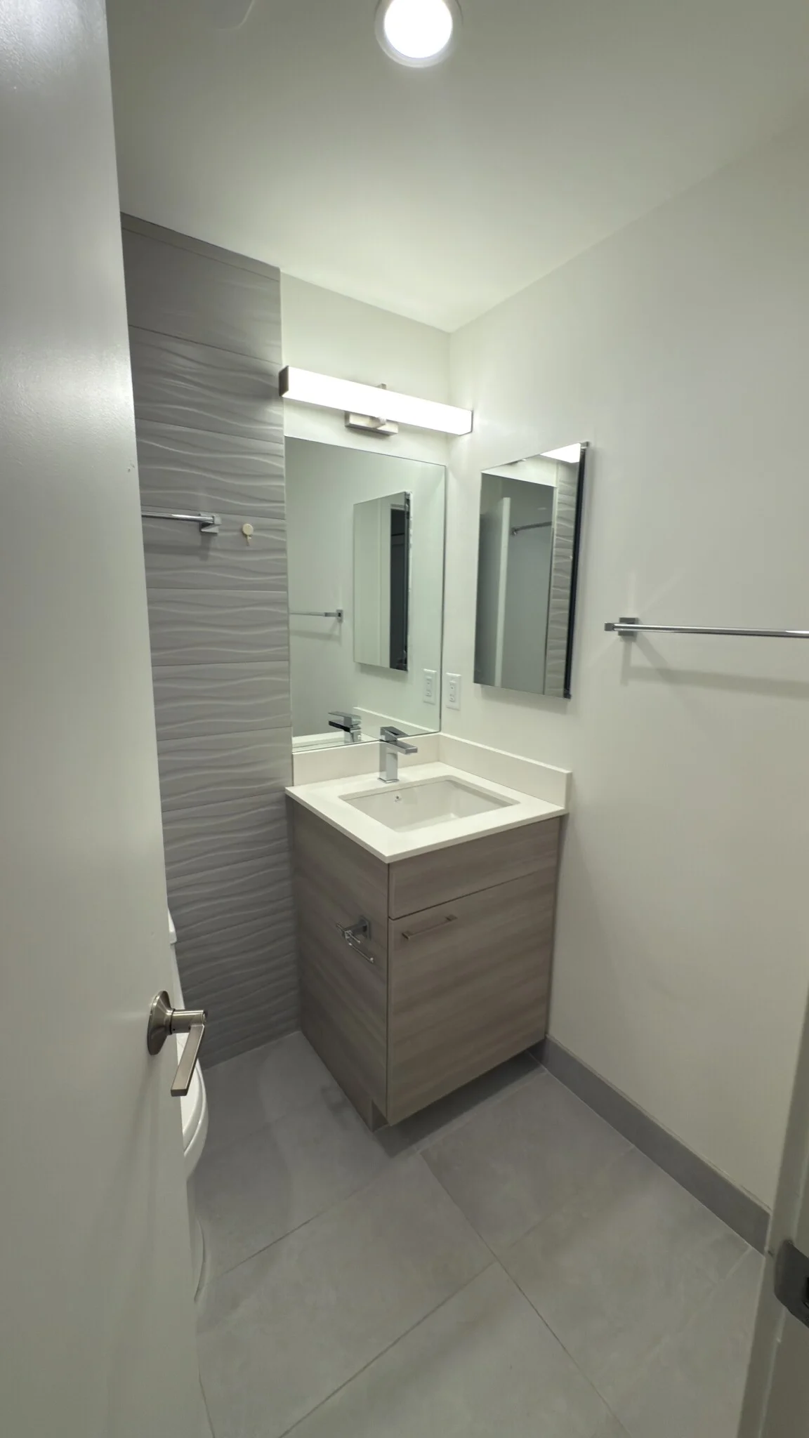 2 bed, 2.5 bath apartment for rent at 1077 Commonwealth Ave Unit 518, Allston — photo 28 of 35