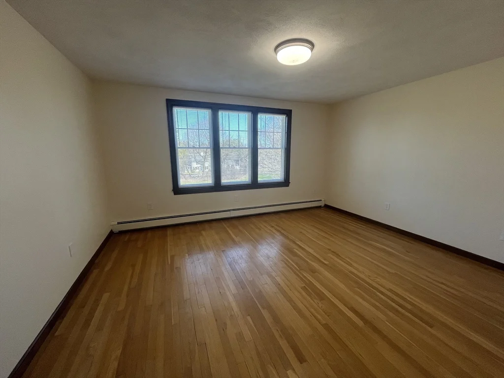 3 bed, 2 bath apartment for rent at 1077 North St, Walpole — photo 16 of 19