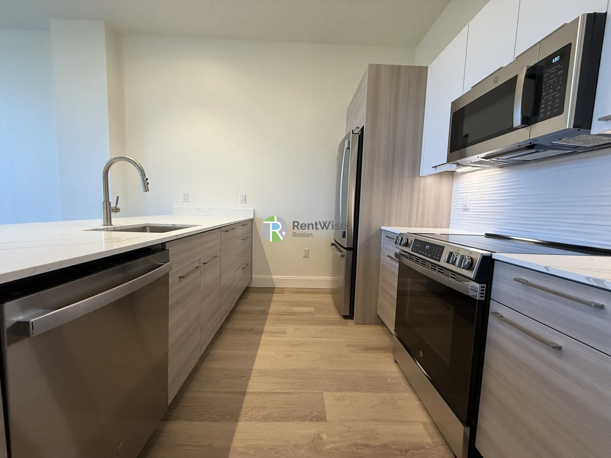2 bed, 2 bath apartment for rent at 1078 Commonwealth Ave Unit 248, Allston — photo 3 of 20