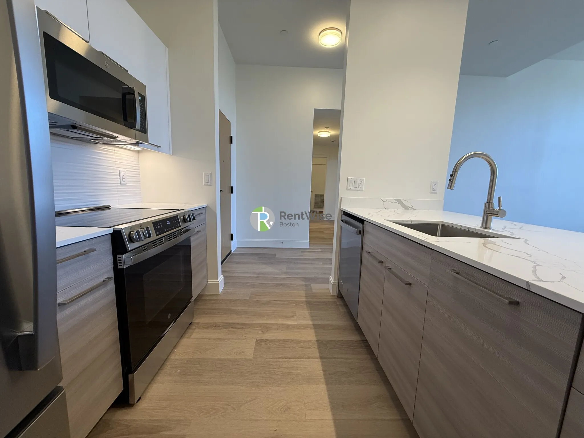 2 bed, 2 bath apartment for rent at 1078 Commonwealth Ave Unit 248, Allston — photo 4 of 20