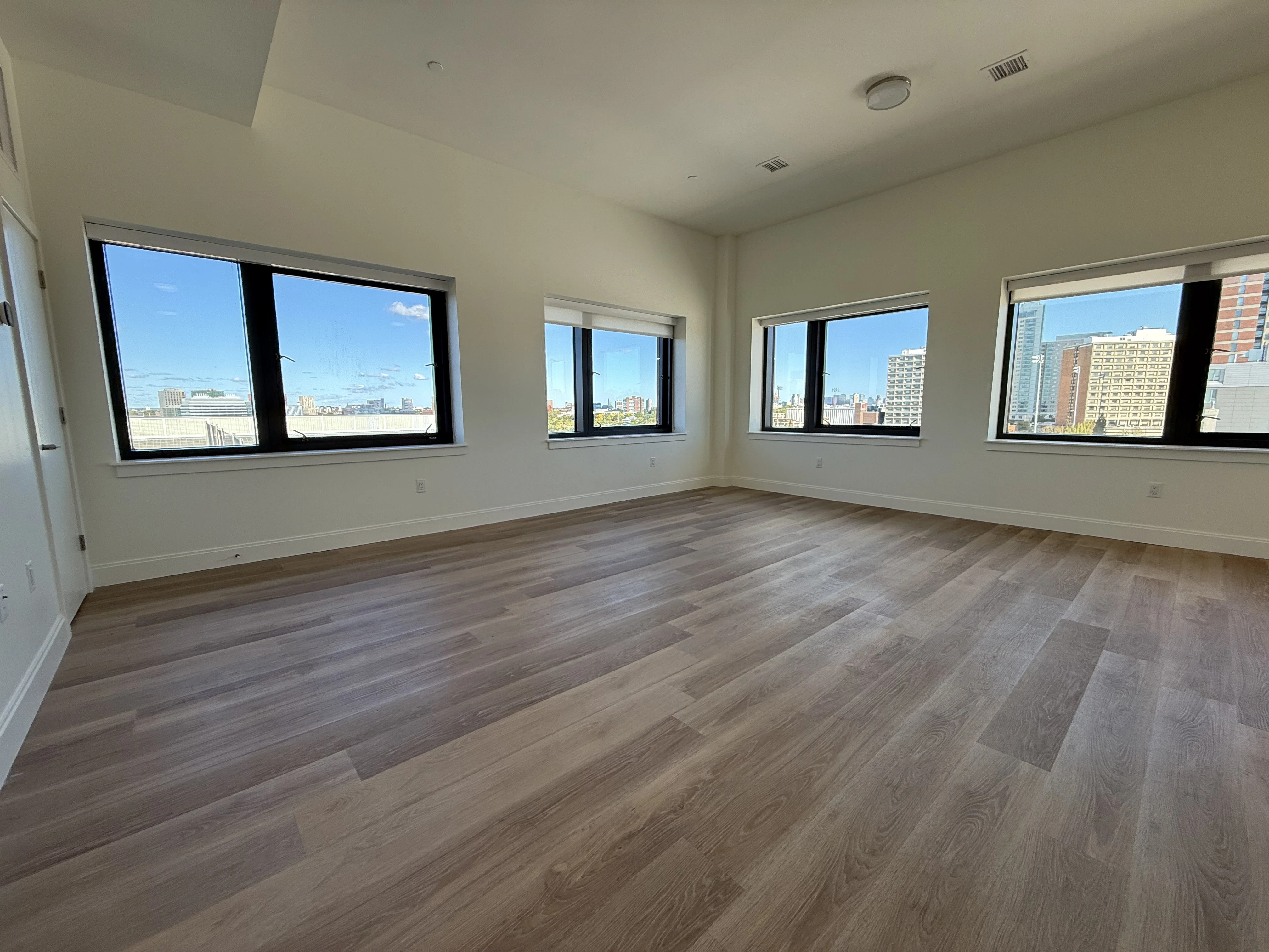 1 bed, 1 bath apartment for rent at 1079 Commonwealth Ave Unit 210, Allston — photo 5 of 16