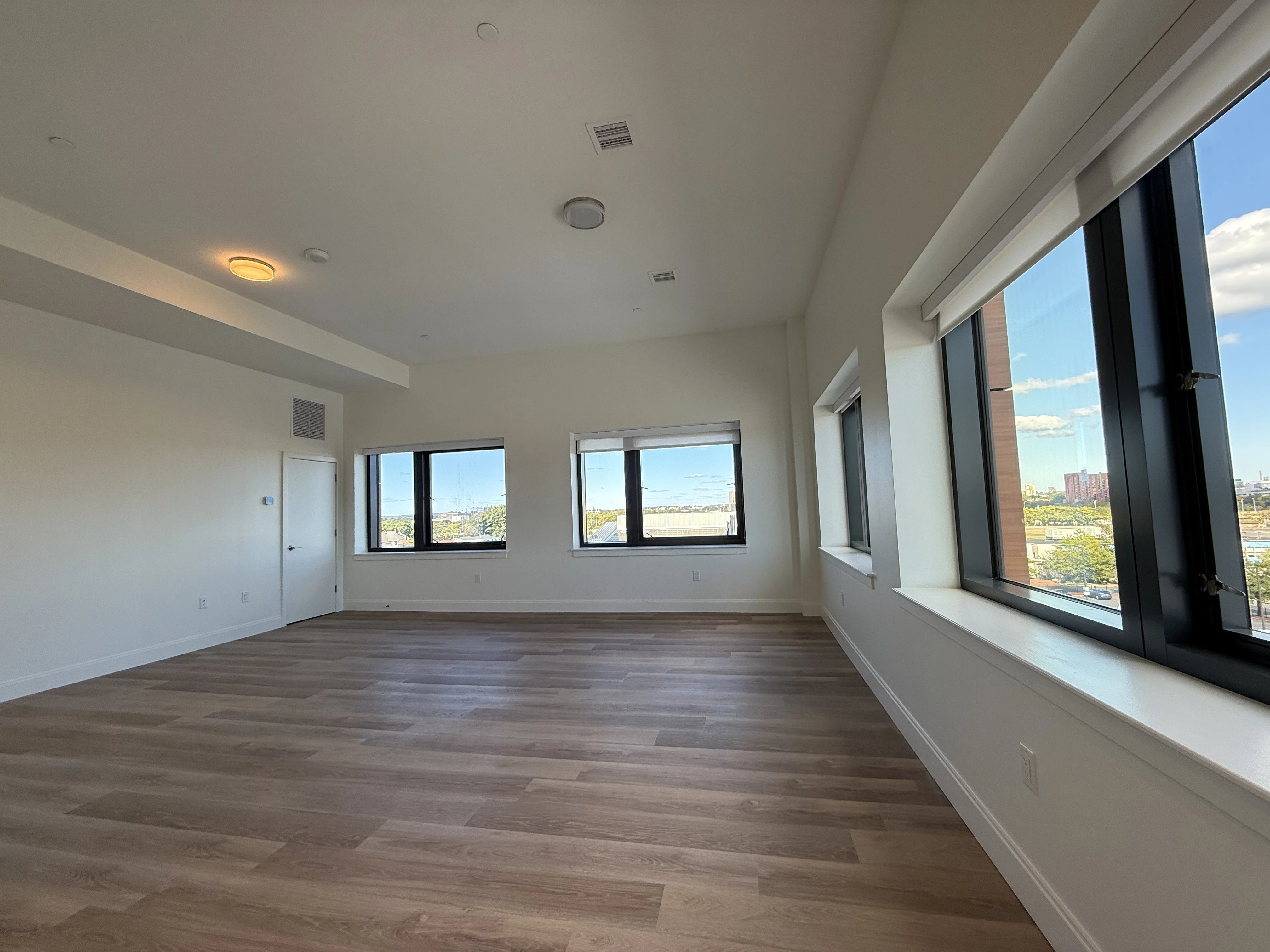 1 bed, 1 bath apartment for rent at 1079 Commonwealth Ave Unit 210, Allston — photo 3 of 16