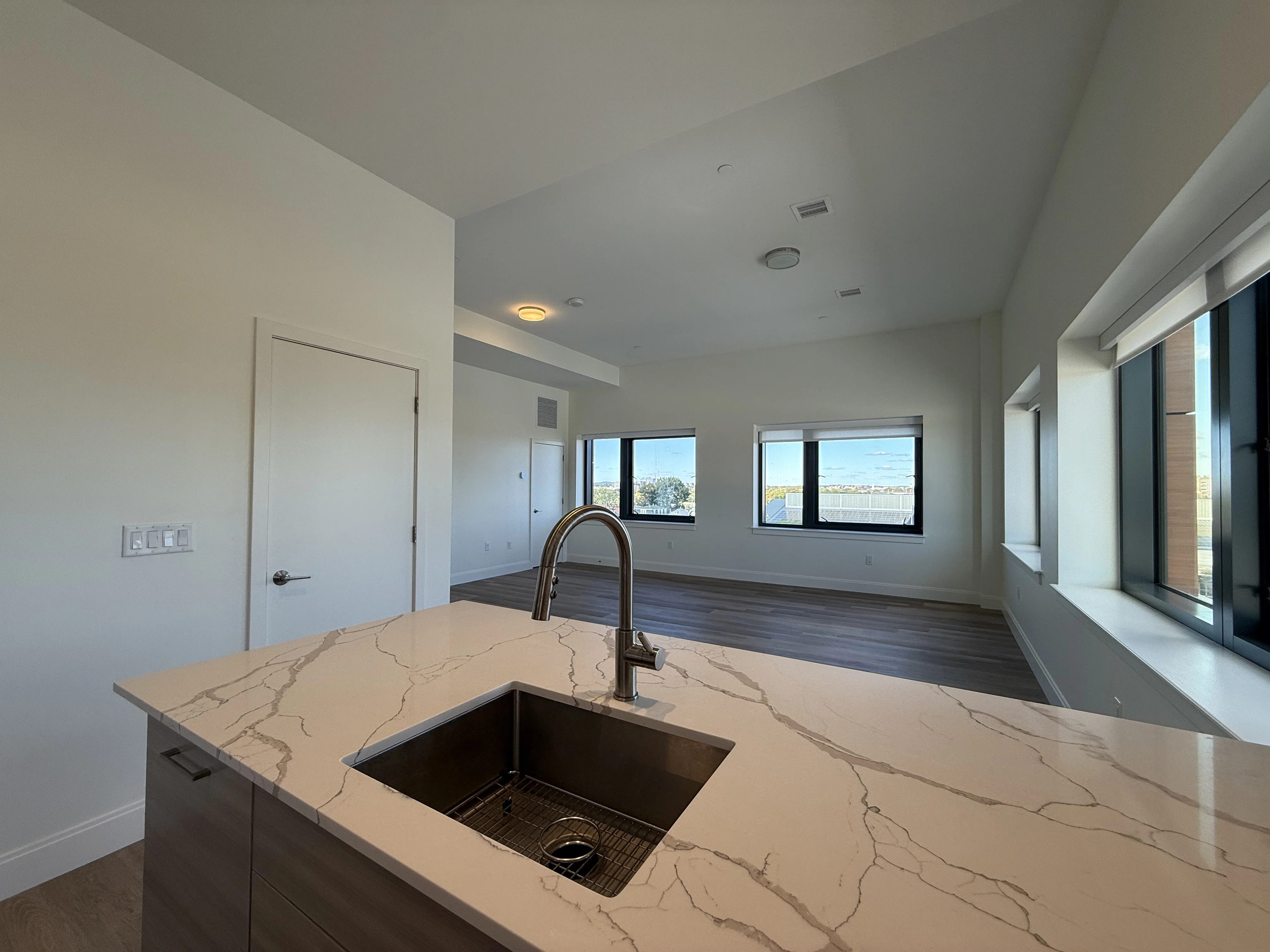 1 bed, 1 bath apartment for rent at 1079 Commonwealth Ave Unit 210, Allston — photo 6 of 16