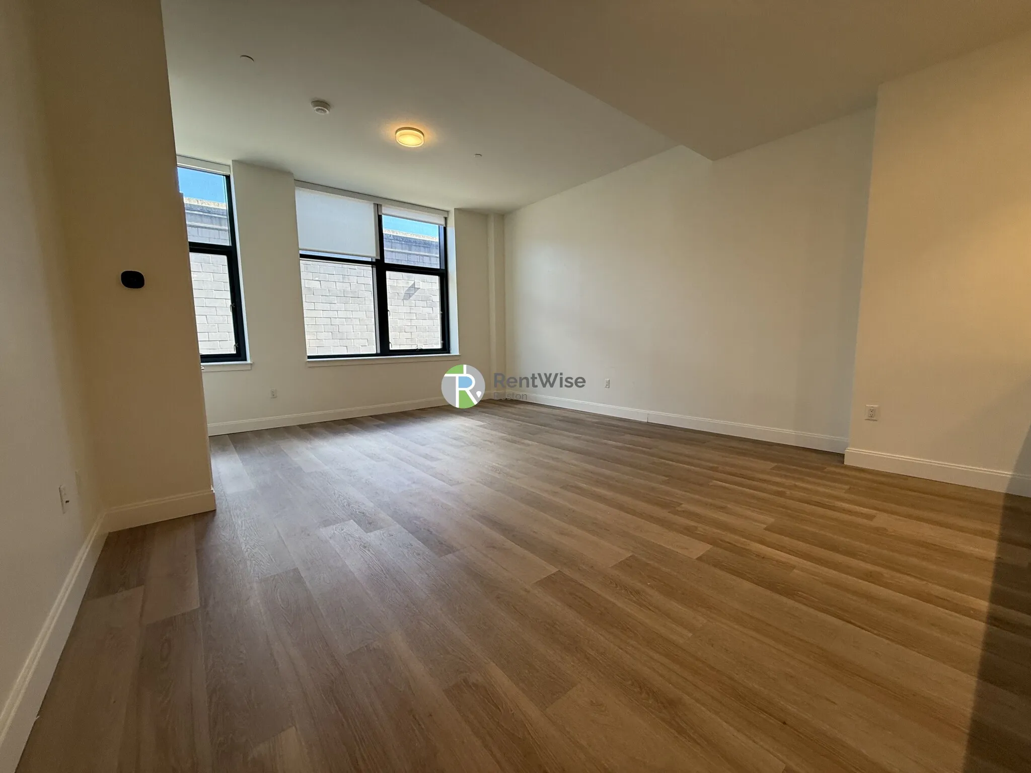 2 bed, 2 bath apartment for rent at 1079 Commonwealth Ave Unit 218, Allston — photo 6 of 26