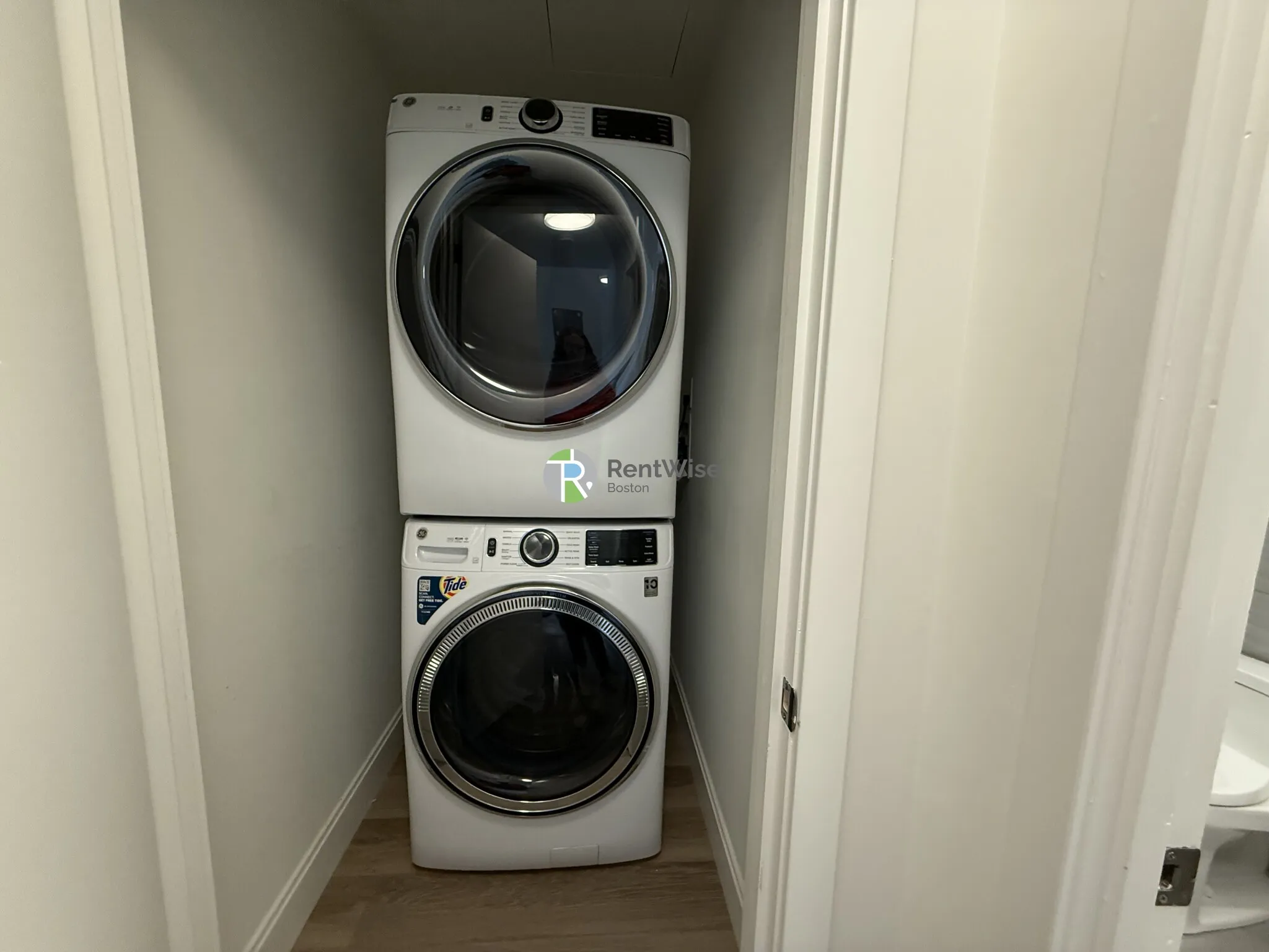 1 bed, 1 bath apartment for rent at 1079 Commonwealth Ave Unit 319, Allston — photo 14 of 15