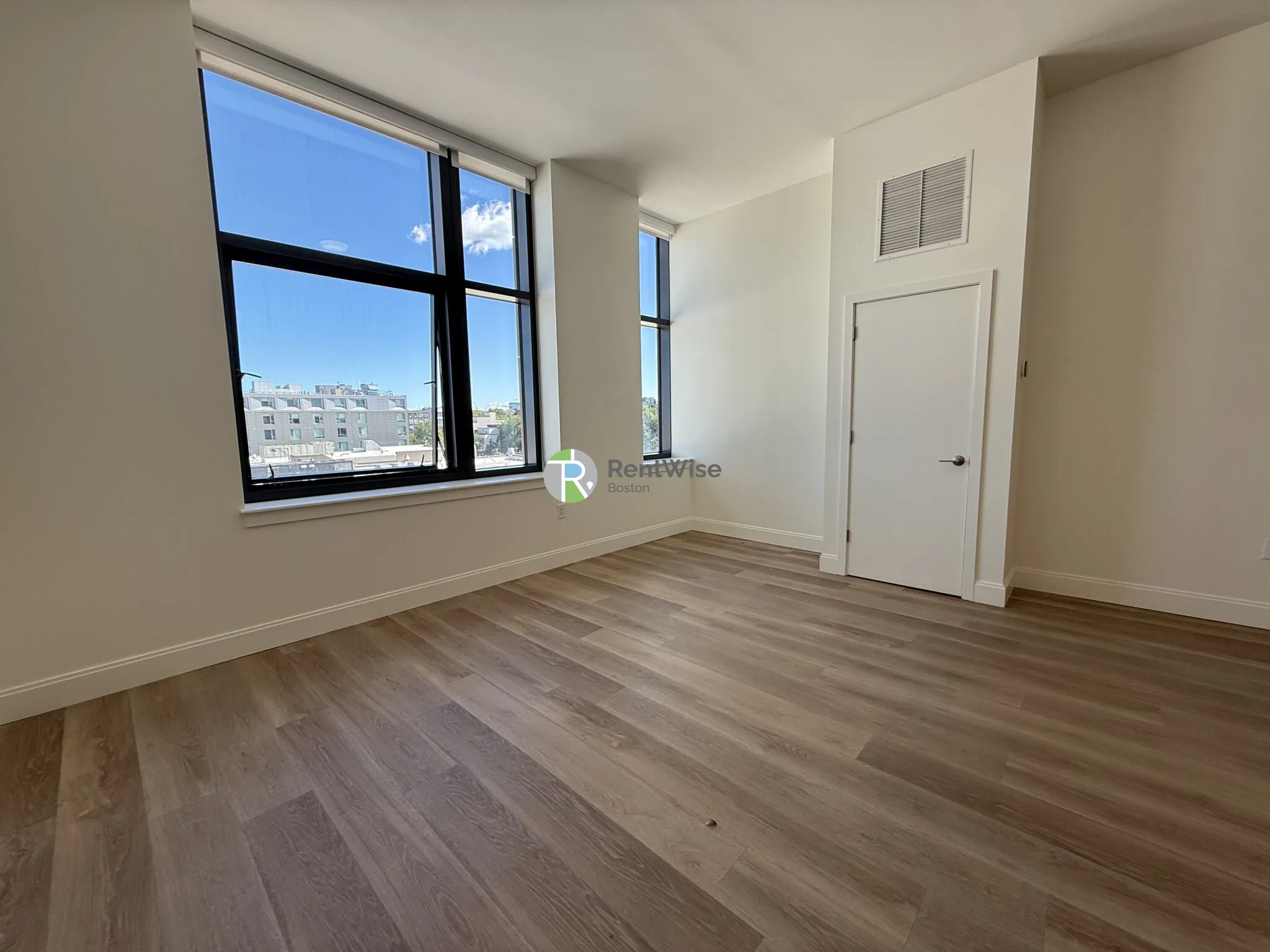1 bed, 1 bath apartment for rent at 1079 Commonwealth Ave Unit 319, Allston — photo 8 of 15