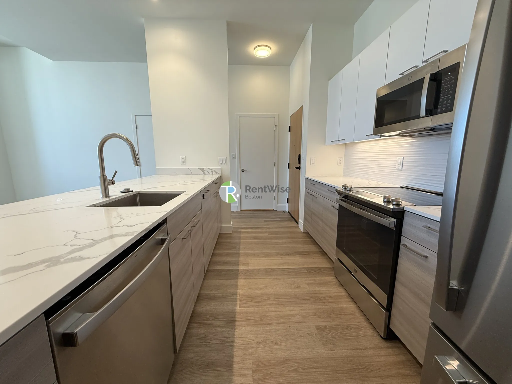 1 bed, 1 bath apartment for rent at 1079 Commonwealth Ave Unit 319, Allston — photo 4 of 15