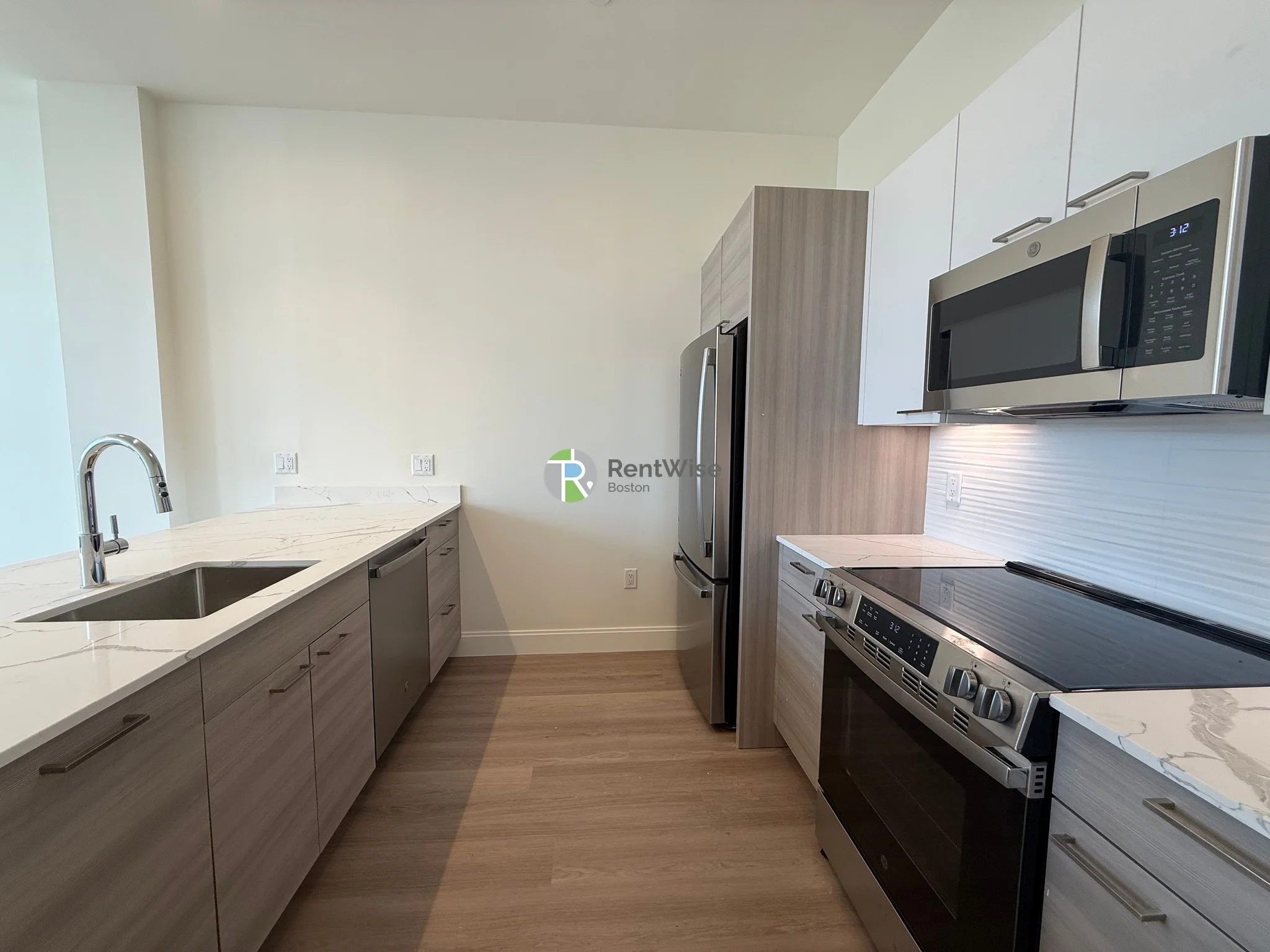1 bed, 1 bath apartment for rent at 1079 Commonwealth Ave Unit 337, Allston — photo 2 of 11