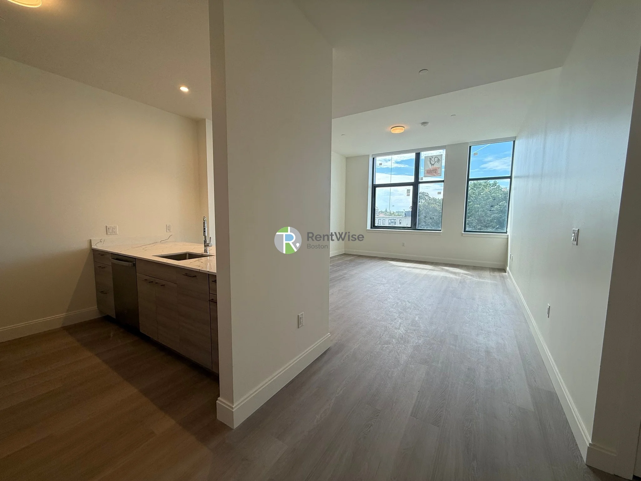 2 bed, 2 bath apartment for rent at 1079 Commonwealth Ave Unit 338, Allston — photo 2 of 18