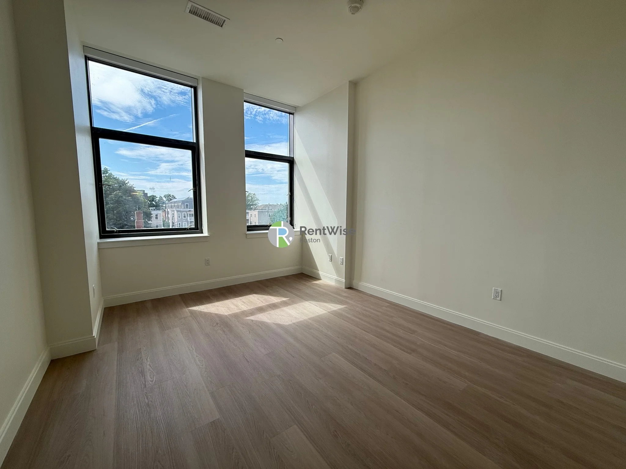 2 bed, 2 bath apartment for rent at 1079 Commonwealth Ave Unit 338, Allston — photo 18 of 18