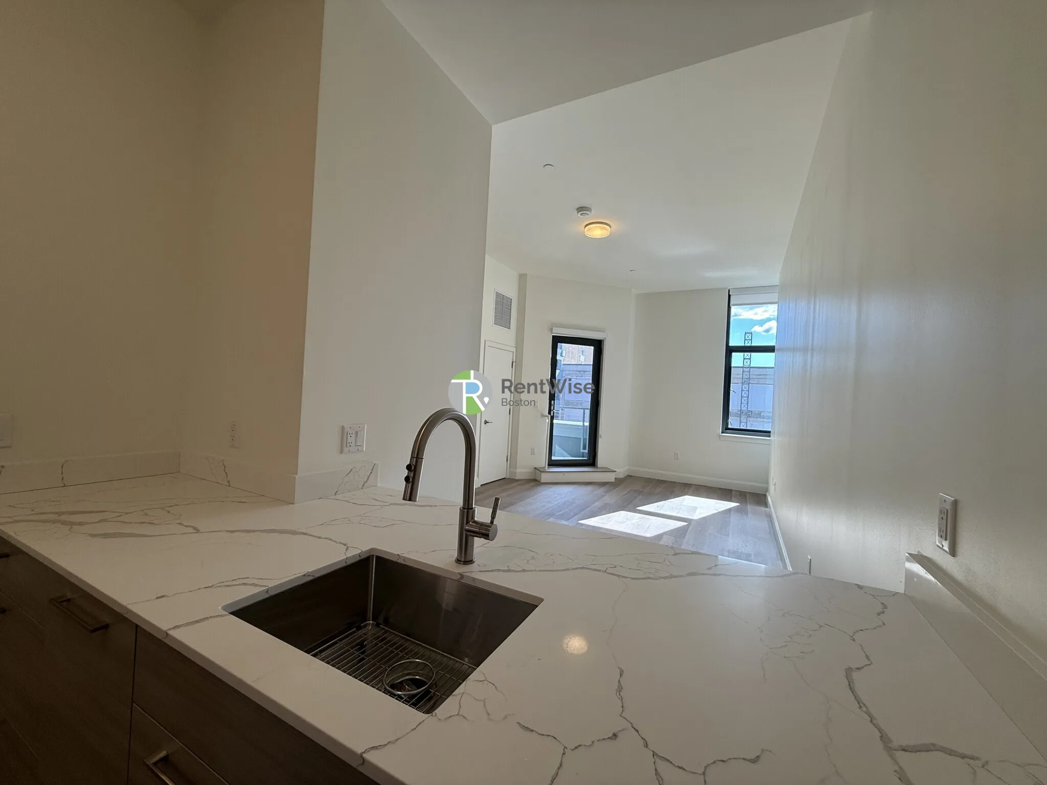 2 bed, 2 bath apartment for rent at 1079 Commonwealth Ave Unit 418, Allston — photo 4 of 21