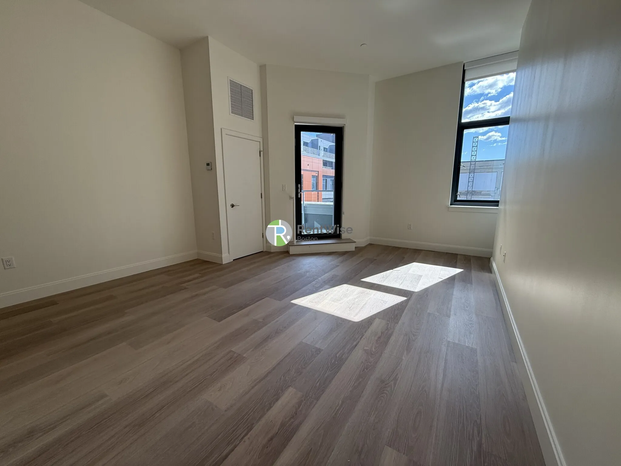2 bed, 2 bath apartment for rent at 1079 Commonwealth Ave Unit 418, Allston — photo 6 of 21