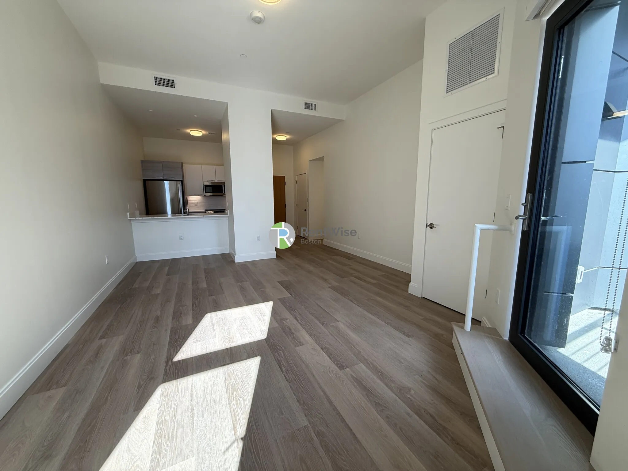 2 bed, 2 bath apartment for rent at 1079 Commonwealth Ave Unit 418, Allston — photo 8 of 21