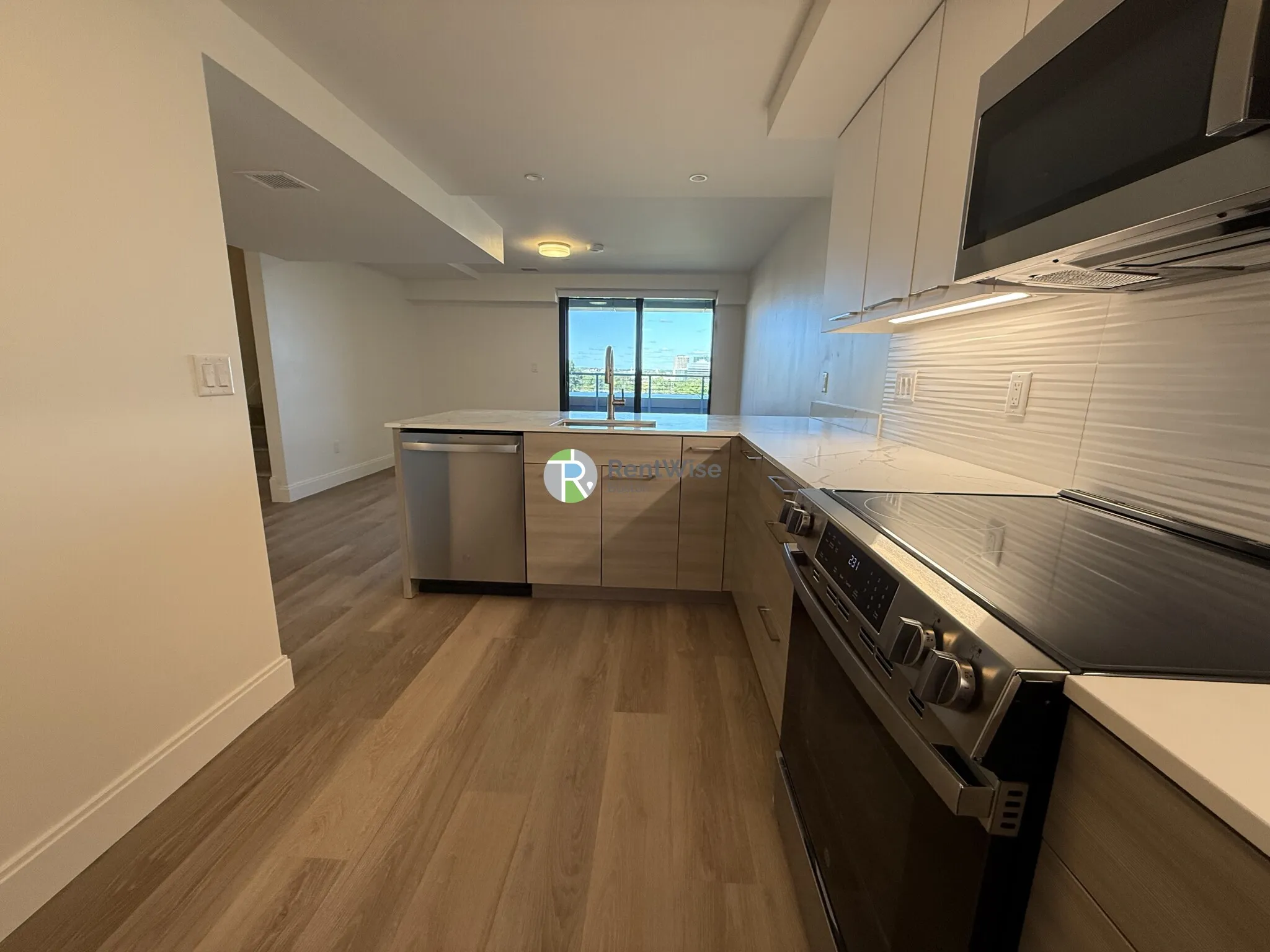 2 bed, 2.5 bath apartment for rent at 1079 Commonwealth Ave Unit 455, Allston — photo 2 of 26