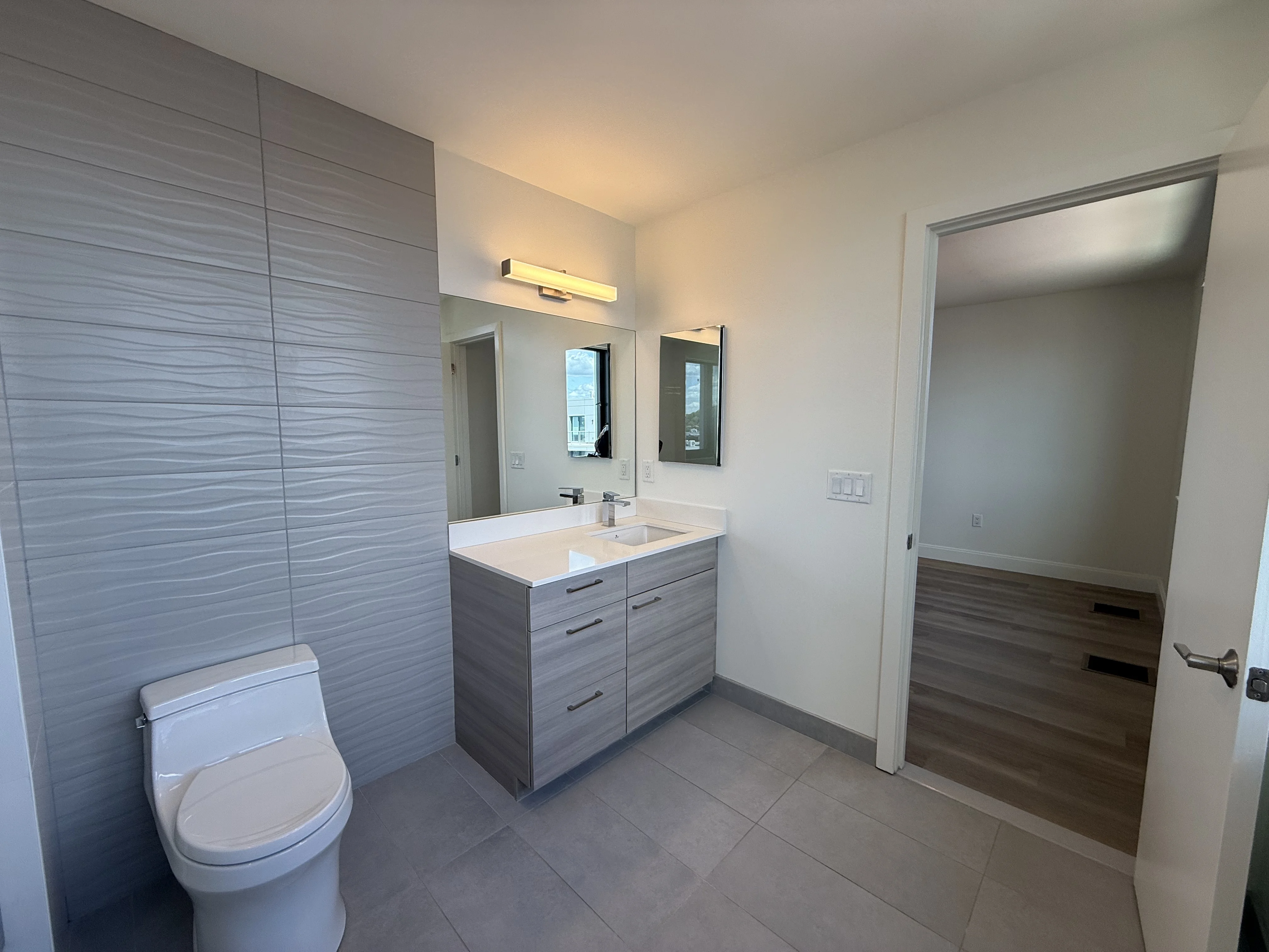 1 bed, 1.5 bath apartment for rent at 1079 Commonwealth Ave Unit 521, Allston — photo 15 of 16