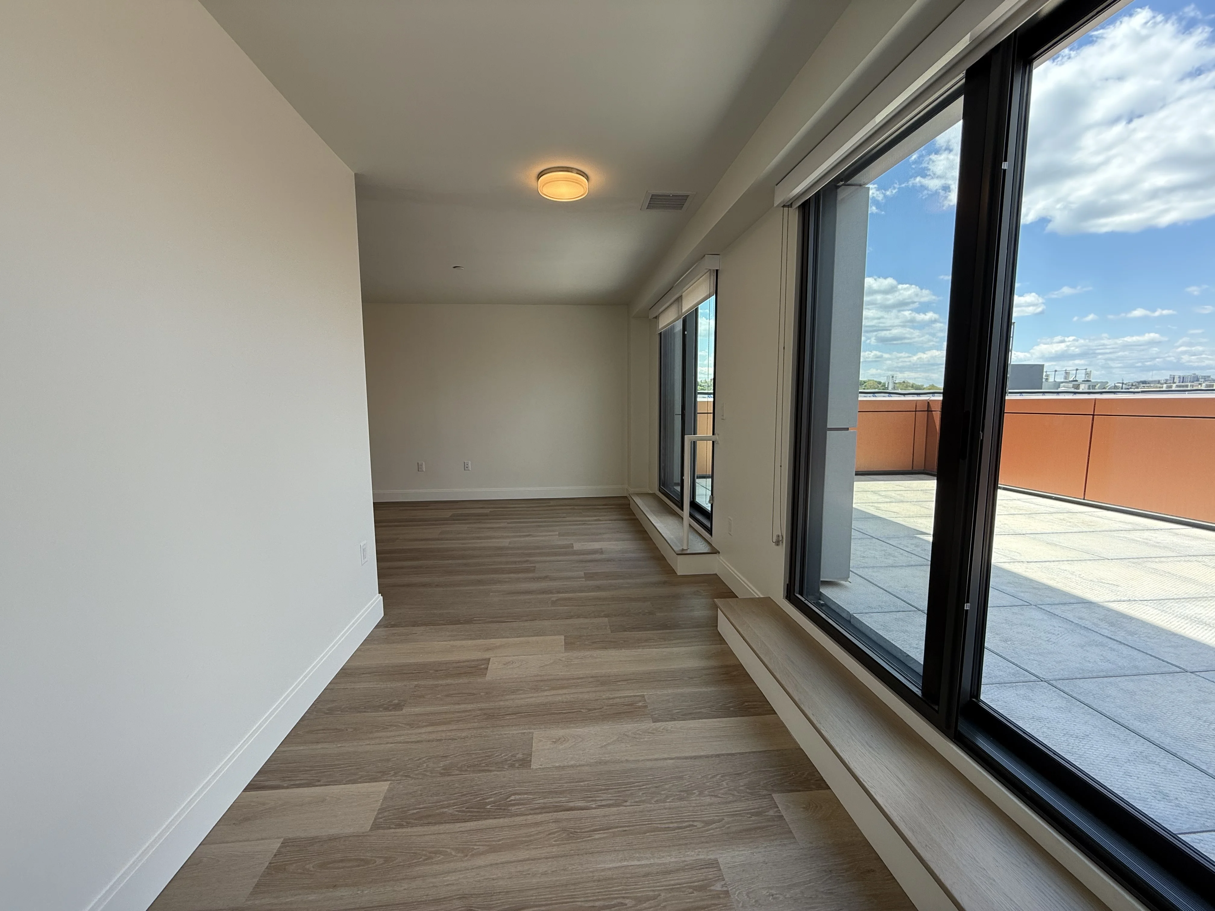 1 bed, 1.5 bath apartment for rent at 1079 Commonwealth Ave Unit 521, Allston — photo 4 of 16