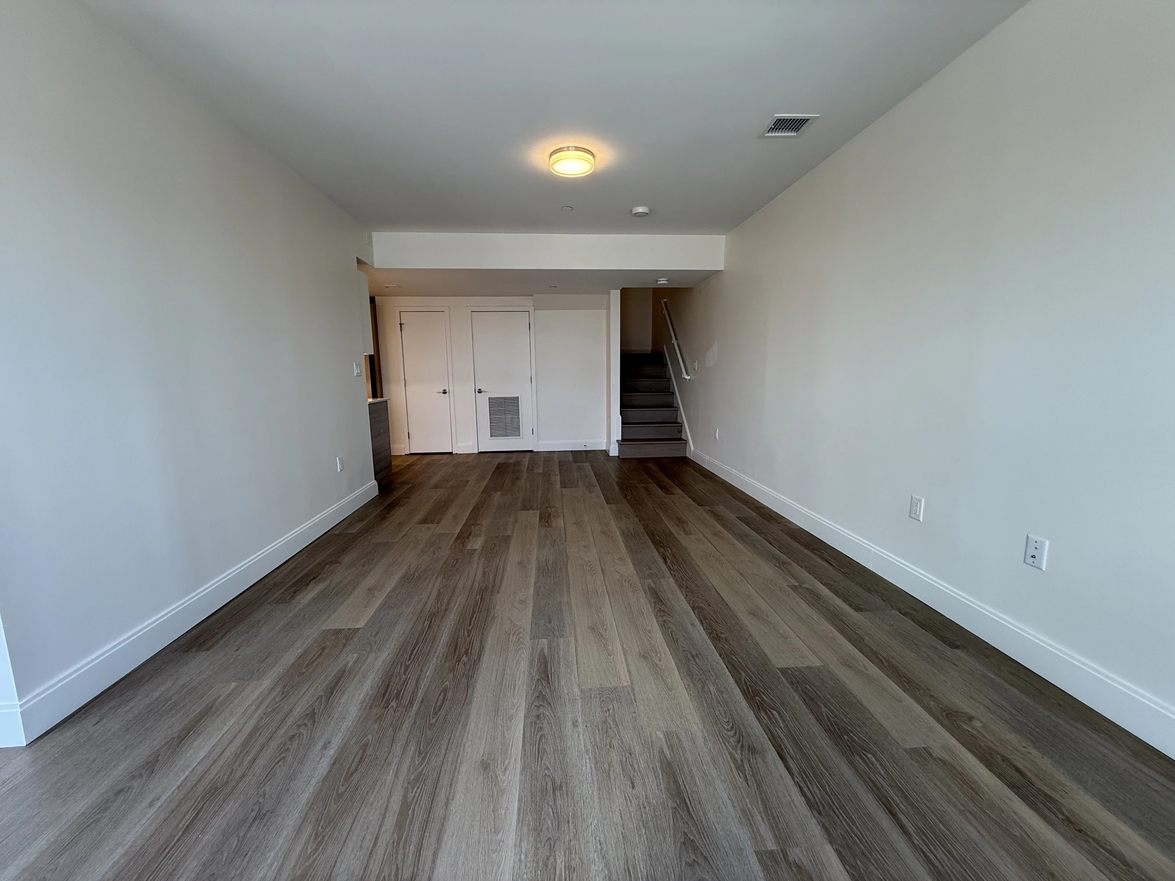 1 bed, 1.5 bath apartment for rent at 1079 Commonwealth Ave Unit 521, Allston — photo 8 of 16