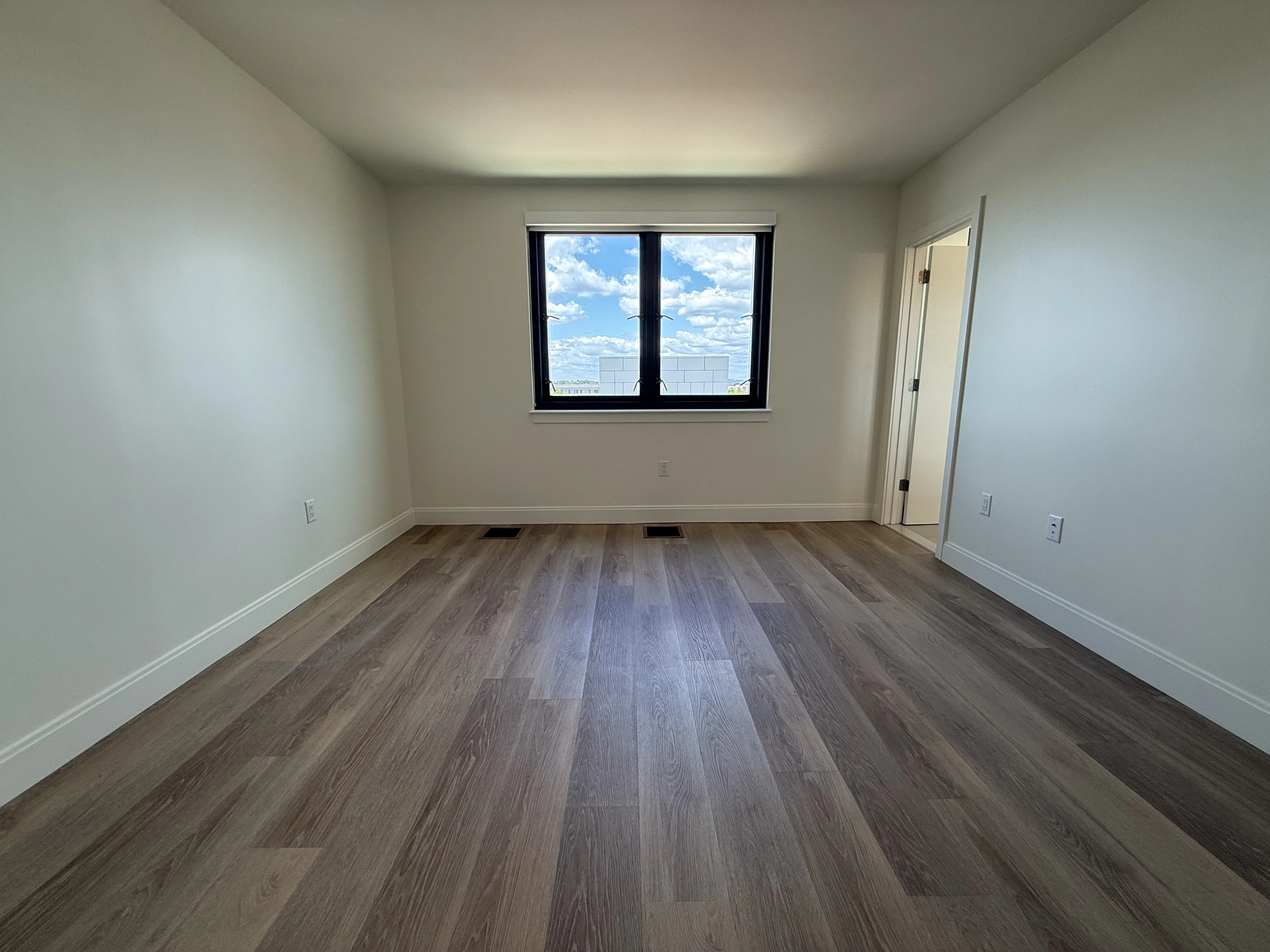 1 bed, 1.5 bath apartment for rent at 1079 Commonwealth Ave Unit 521, Allston — photo 10 of 16