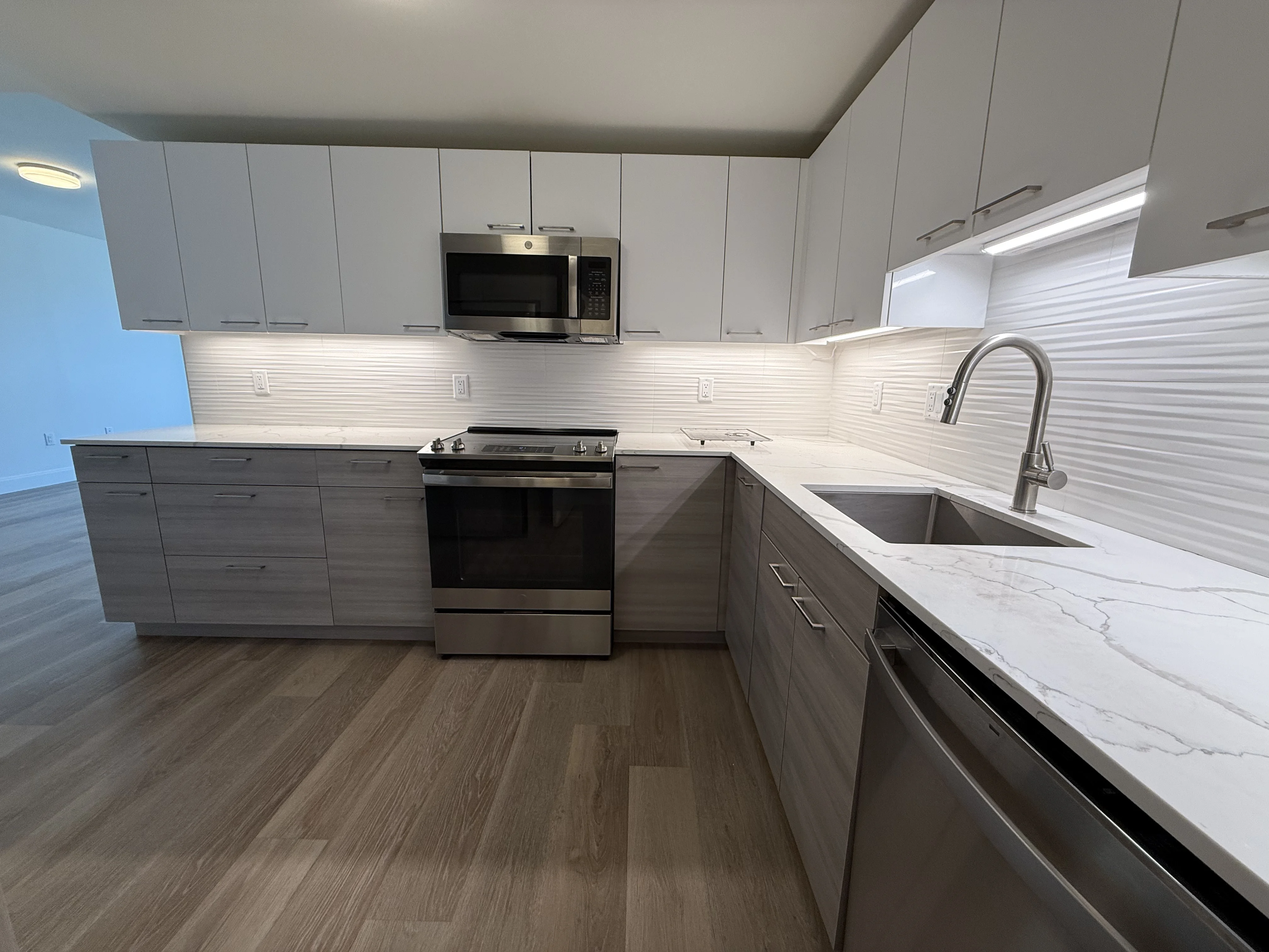 1 bed, 1.5 bath apartment for rent at 1079 Commonwealth Ave Unit 521, Allston — photo 6 of 16