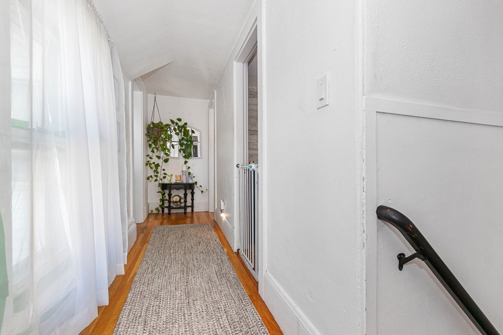 4 bed, 2 bath apartment for rent at 1079 Shirley St, Point Shirley — photo 16 of 33