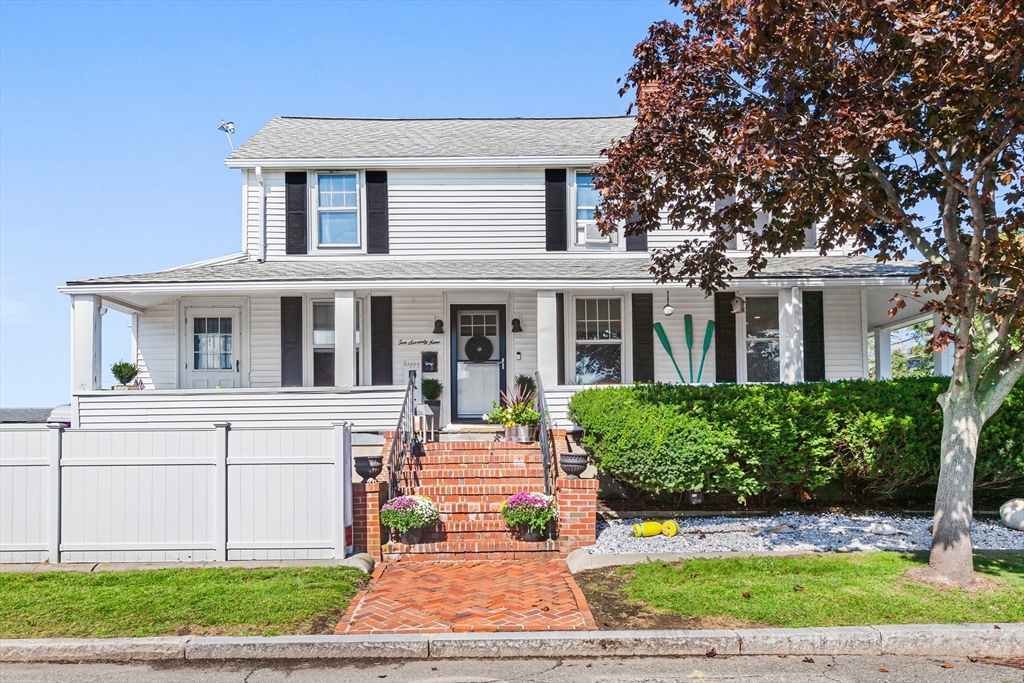 4 bed, 2 bath apartment for rent at 1079 Shirley St, Point Shirley — photo 1 of 33