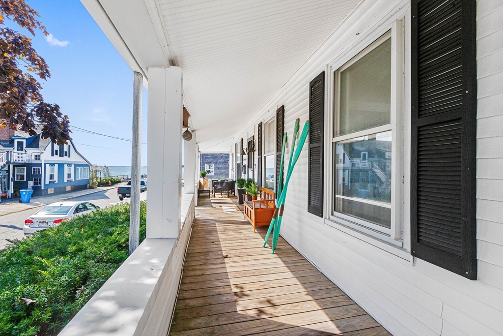 4 bed, 2 bath apartment for rent at 1079 Shirley St, Point Shirley — photo 30 of 33