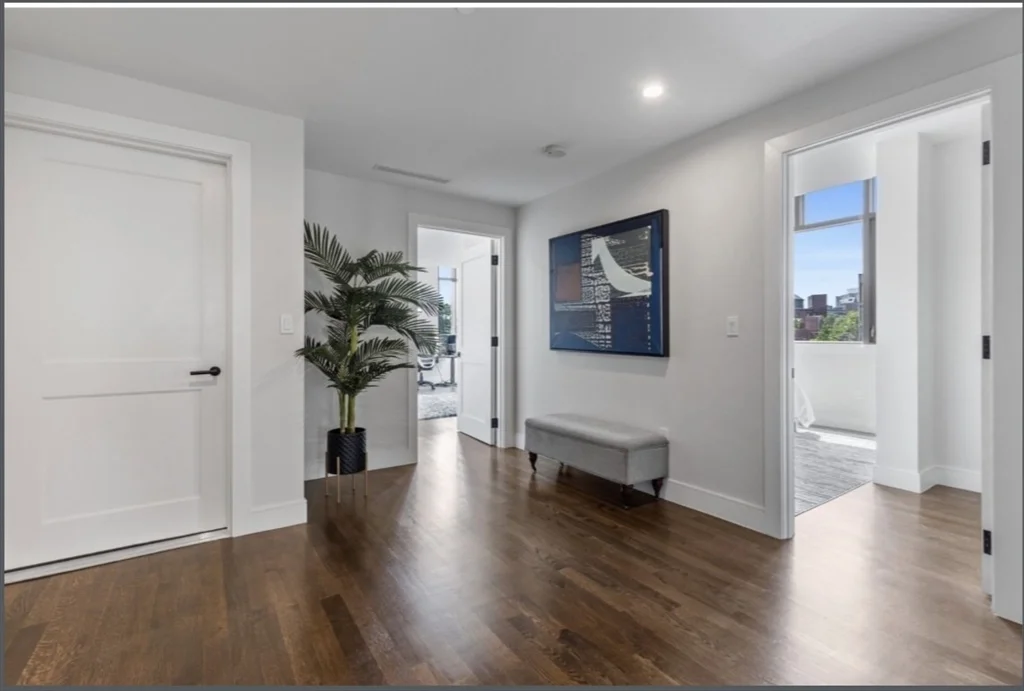 4 bed, 4+ bath apartment for rent at 108-110 Arlington Unit PH, Back Bay — photo 10 of 18