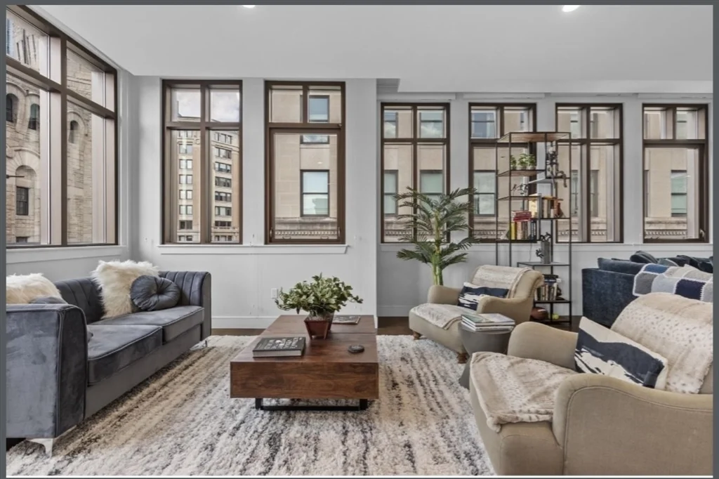 4 bed, 4+ bath apartment for rent at 108-110 Arlington Unit PH, Back Bay — photo 4 of 18