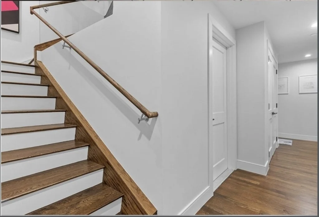 4 bed, 4+ bath apartment for rent at 108-110 Arlington Unit PH, Back Bay — photo 8 of 18