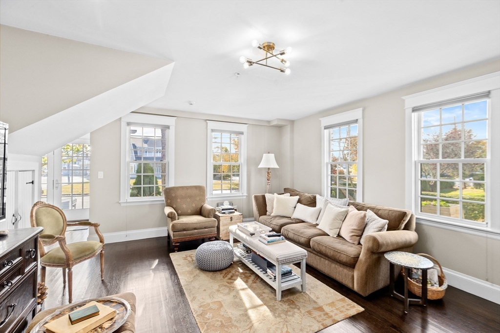 2 bed, 2 bath apartment for rent at 108-110 Elm St Unit 2, Cohasset — photo 4 of 21
