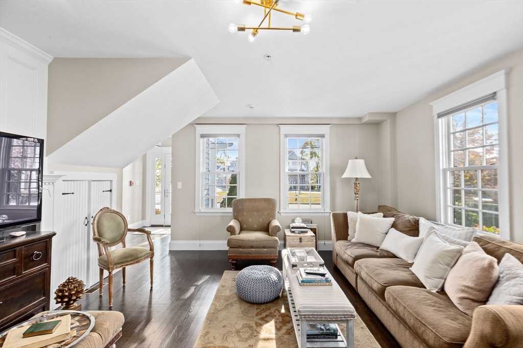 2 bed, 2 bath apartment for rent at 108-110 Elm St Unit 2, Cohasset — photo 5 of 21